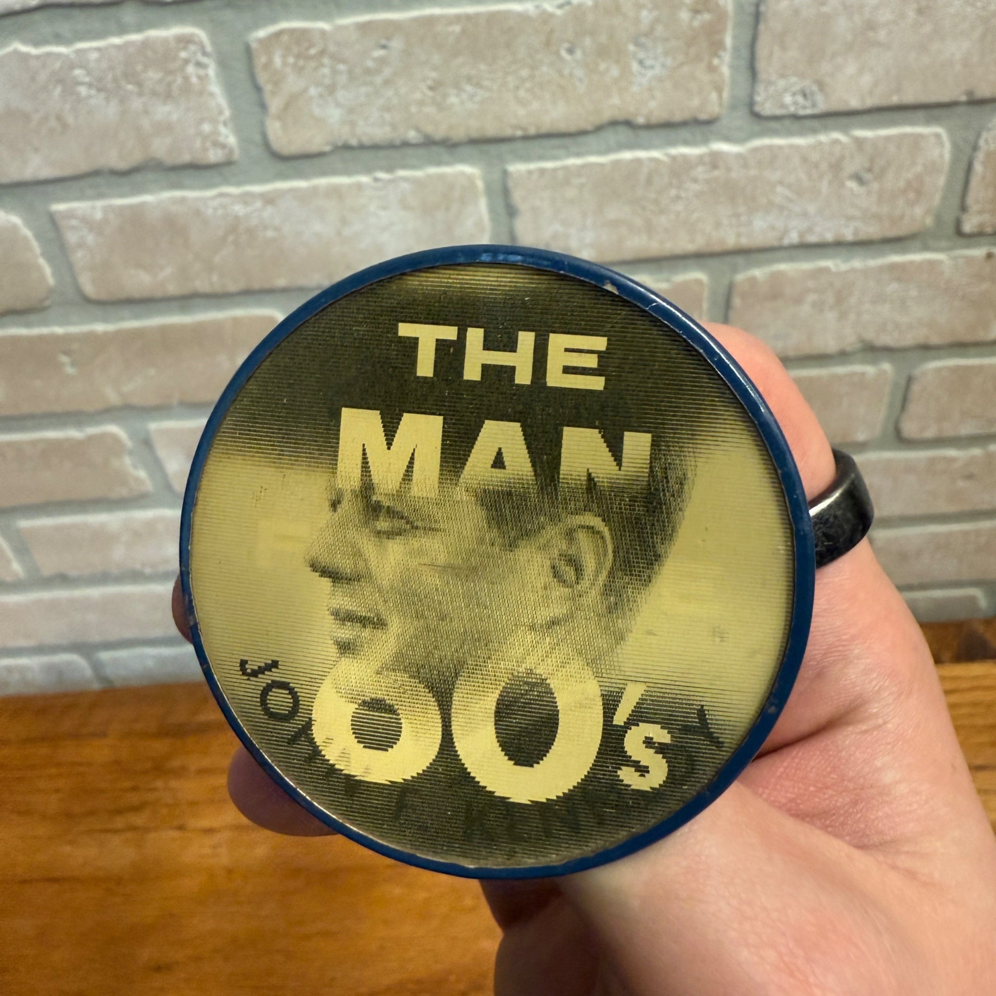 Vintage 1960 John F. Kennedy MAN FOR THE 60's Campaign Flasher Button