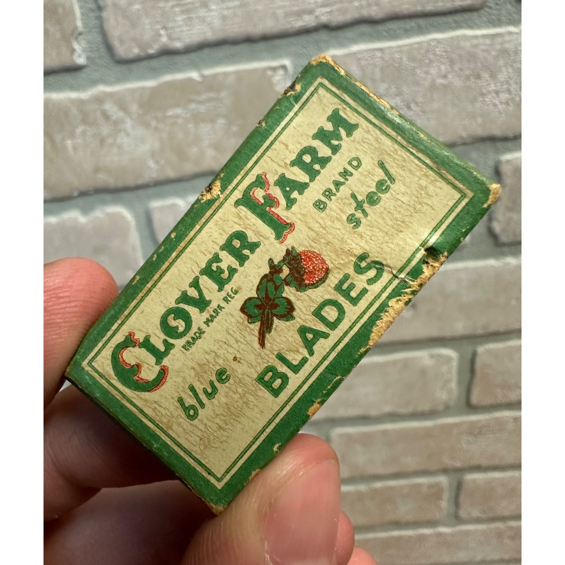RARE Vintage 1930s Clover Farm Safety Razor Blades NOS Cleveland OH Box