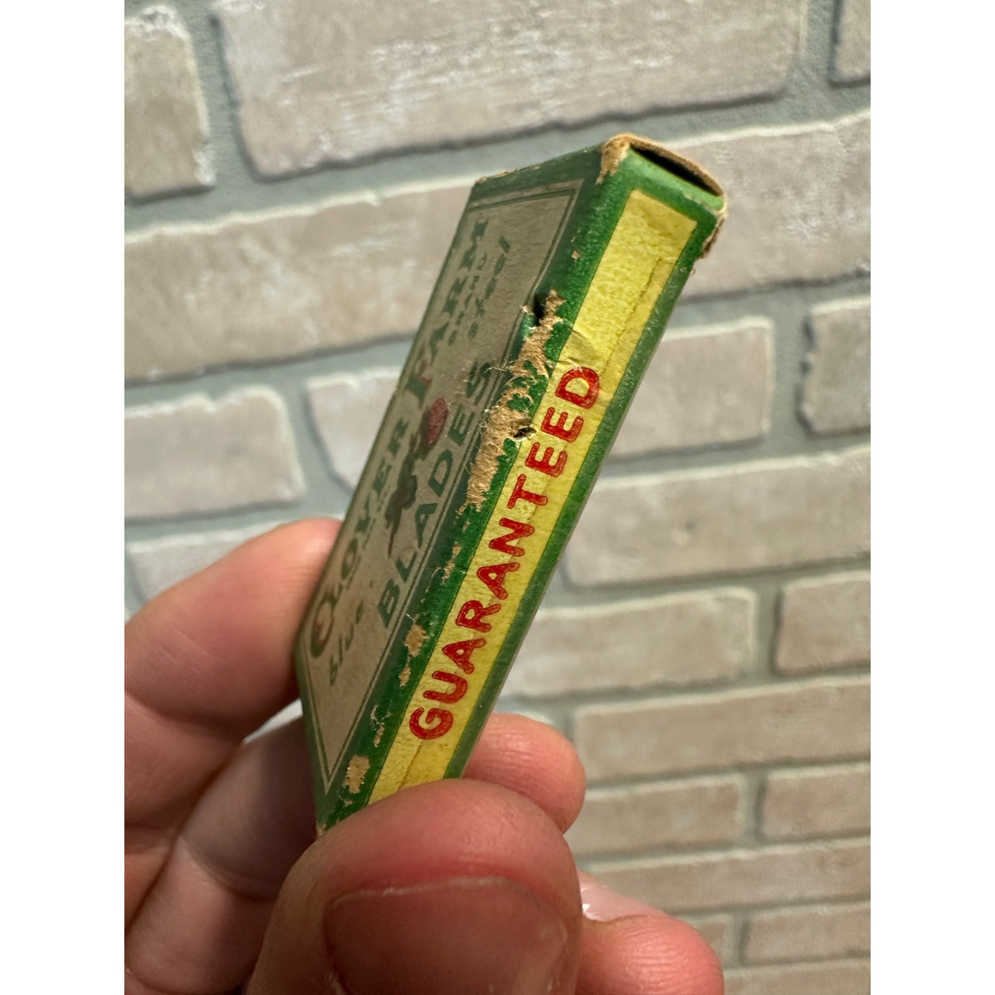 RARE Vintage 1930s Clover Farm Safety Razor Blades NOS Cleveland OH Box