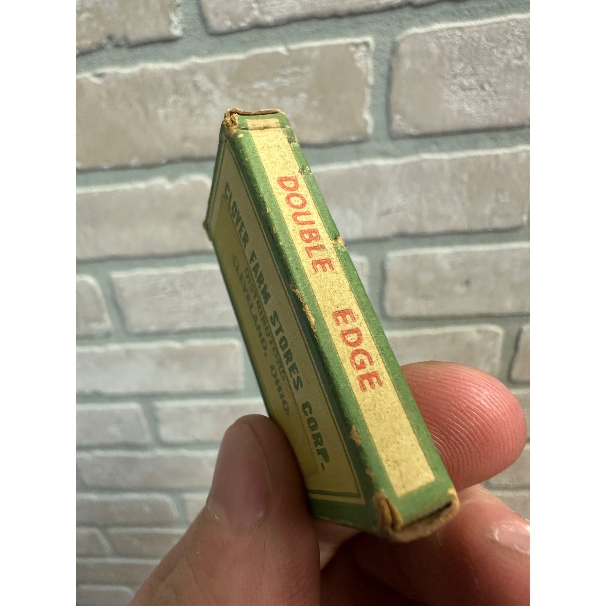 RARE Vintage 1930s Clover Farm Safety Razor Blades NOS Cleveland OH Box