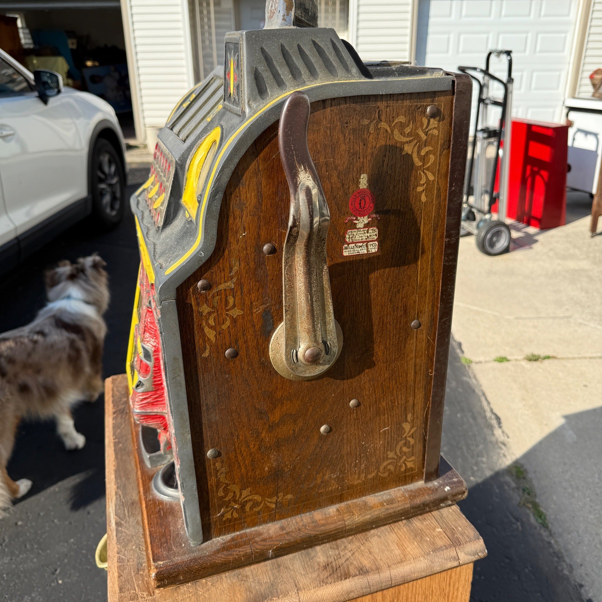 1930s 5¢ Mills Novelty Lion Head Slot Machine