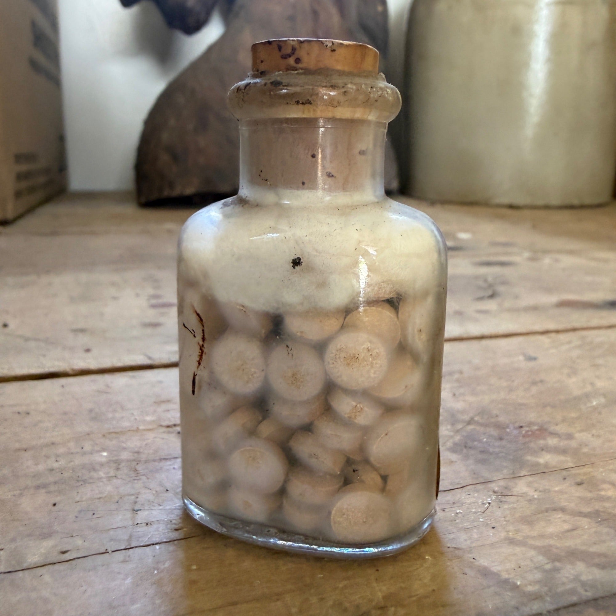 Antique Burroughs Wellcome Tabloid Mixed Glands No 2 Female Medicine Bottle FULL