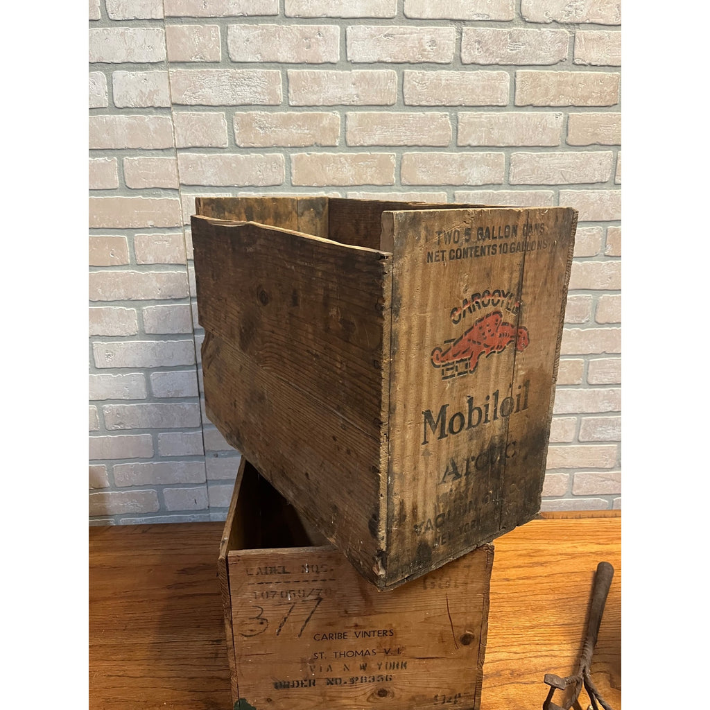 vtg Mobil Oil Gargoyle Vacuum Oil Co Mobiloil "ARCTIC" Wood Crate Box NICE
