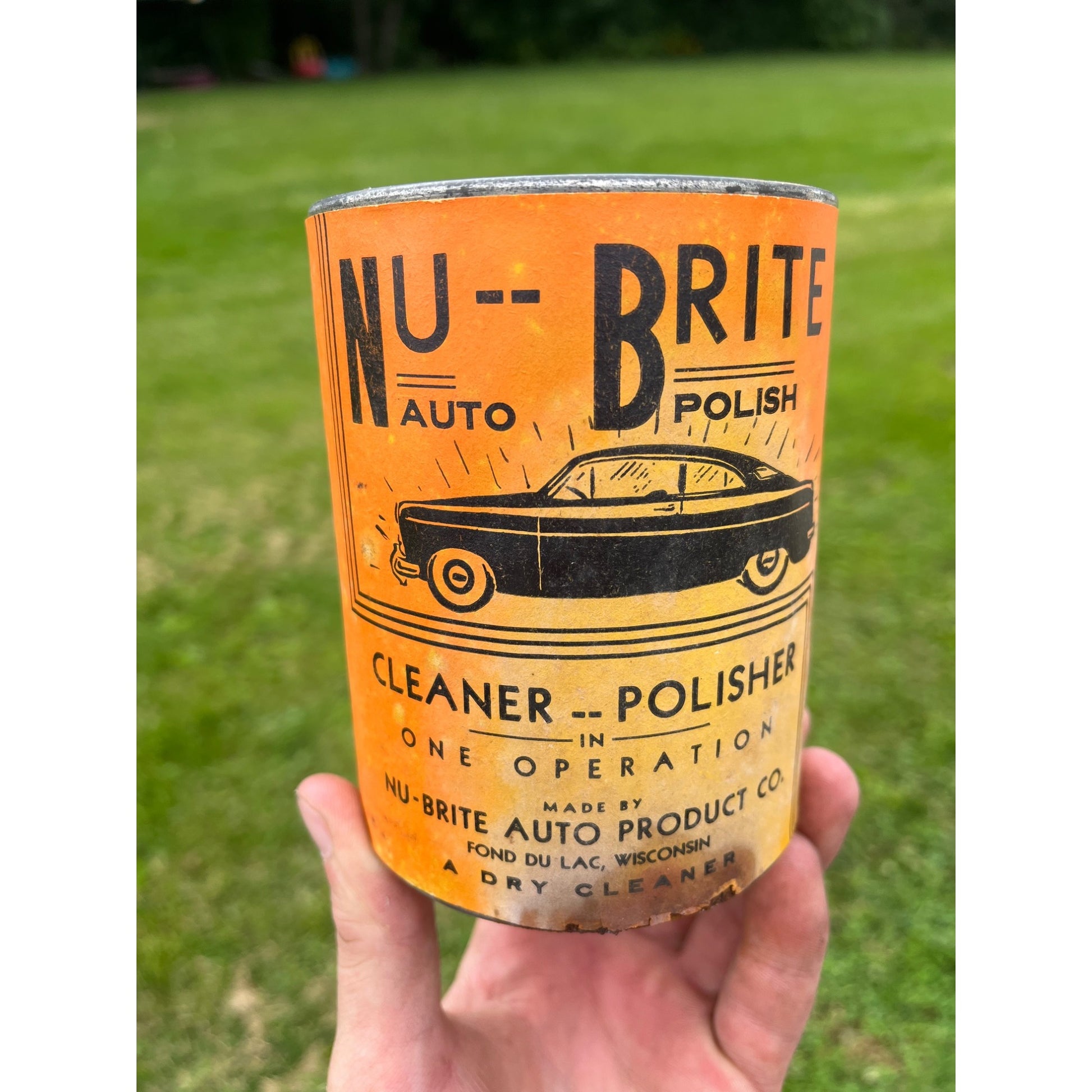 Vintage 1940s Nu-Brite Automobile Car Polish Oil Can Fond du Lac Wis