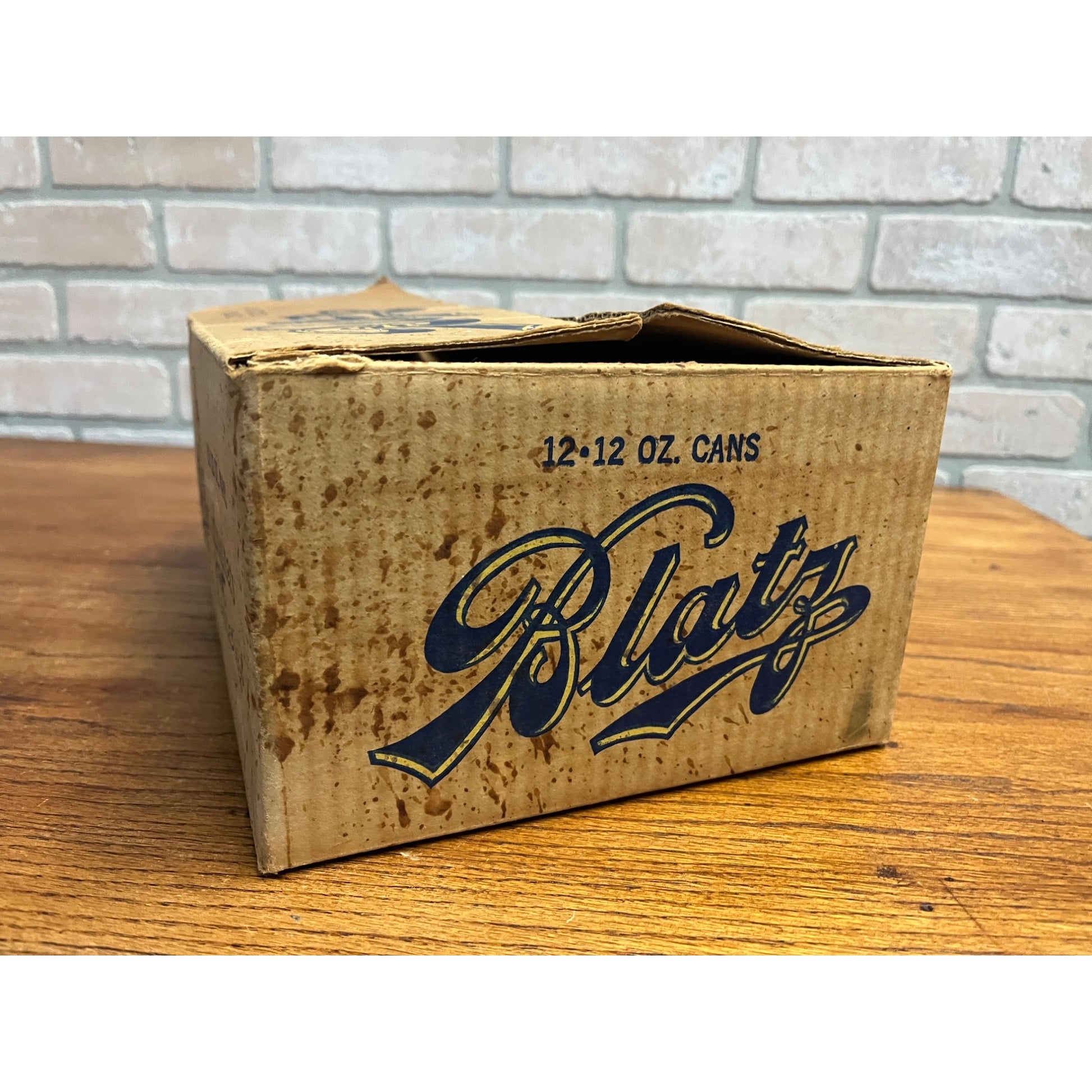 RARE 1930s Blatz Beer Flat Top 12-12 Oz Cans Cardboard Box Case