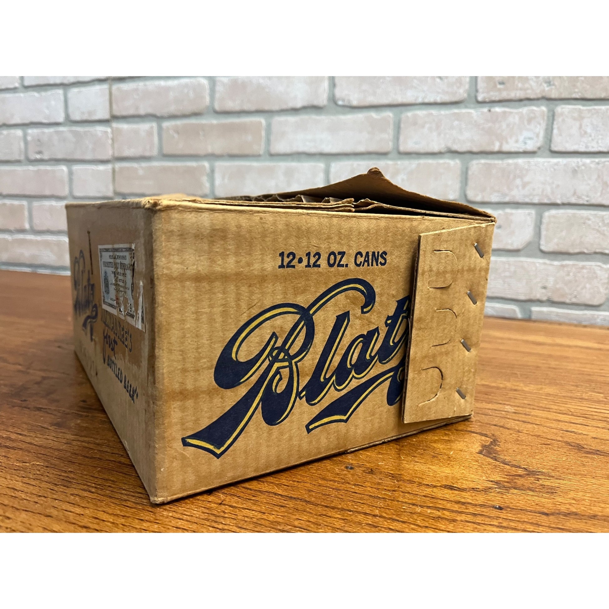 RARE 1930s Blatz Beer Flat Top 12-12 Oz Cans Cardboard Box Case