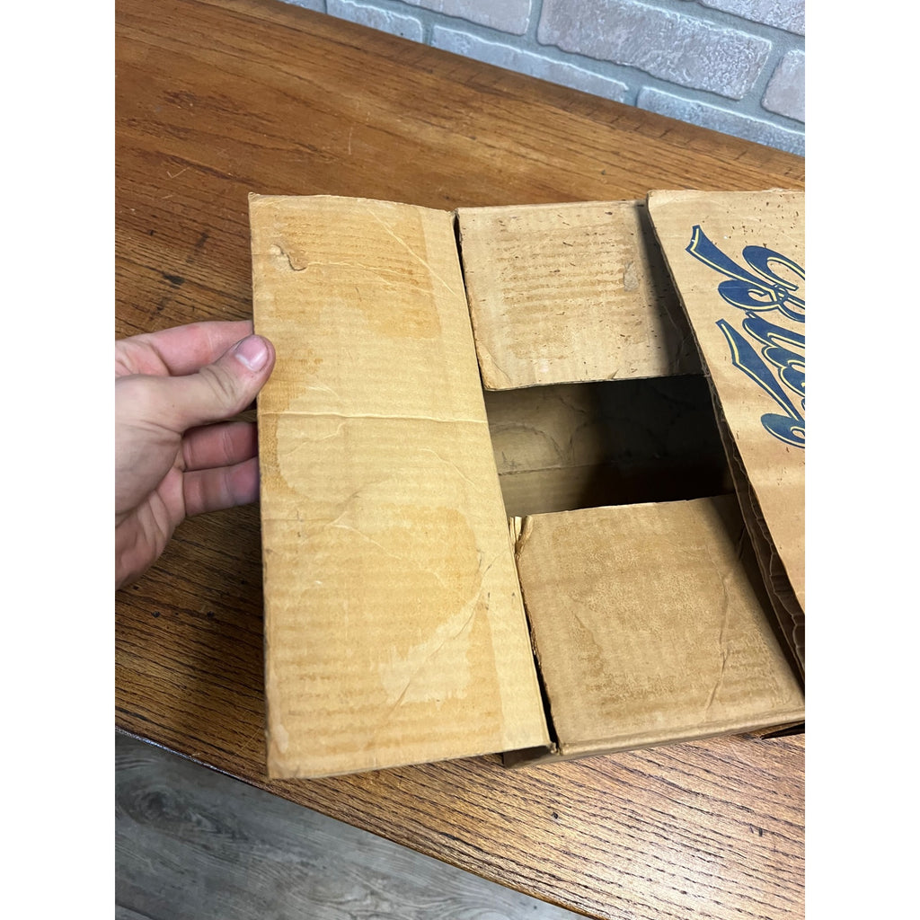 RARE 1930s Blatz Beer Flat Top 12-12 Oz Cans Cardboard Box Case