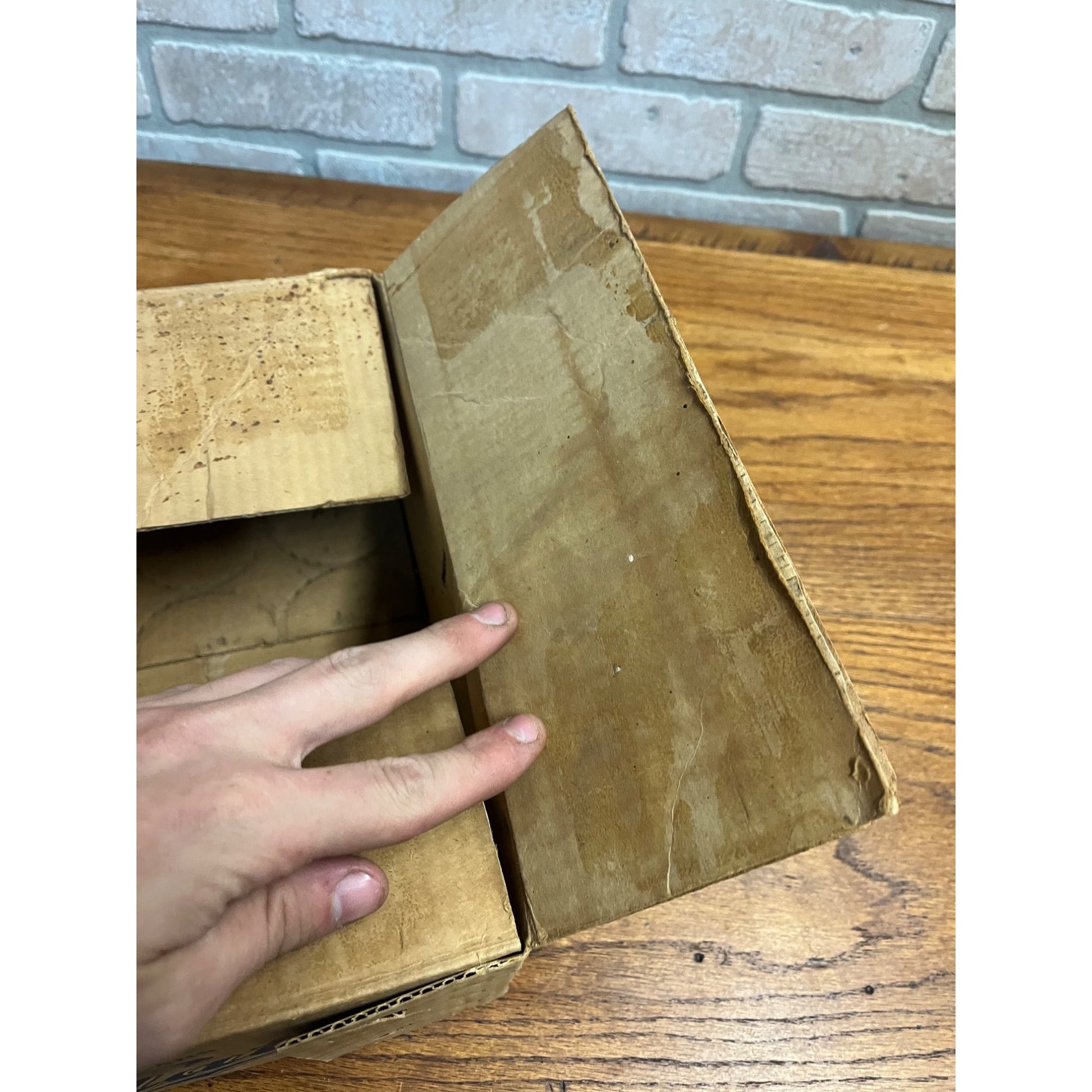 RARE 1930s Blatz Beer Flat Top 12-12 Oz Cans Cardboard Box Case