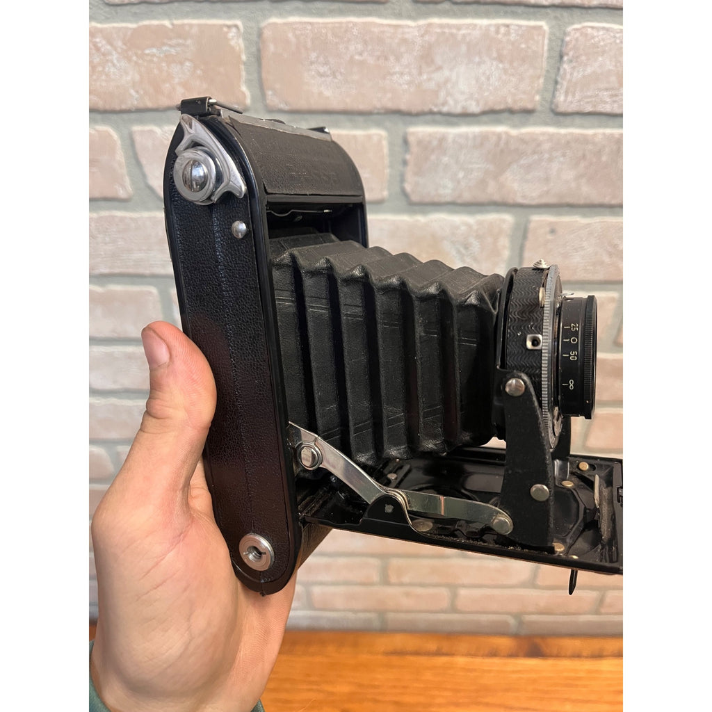Vintage Voigtländer Bessa Rangefinder Folding Camera With Compur-Rapid Shutter Germany Circa 1935