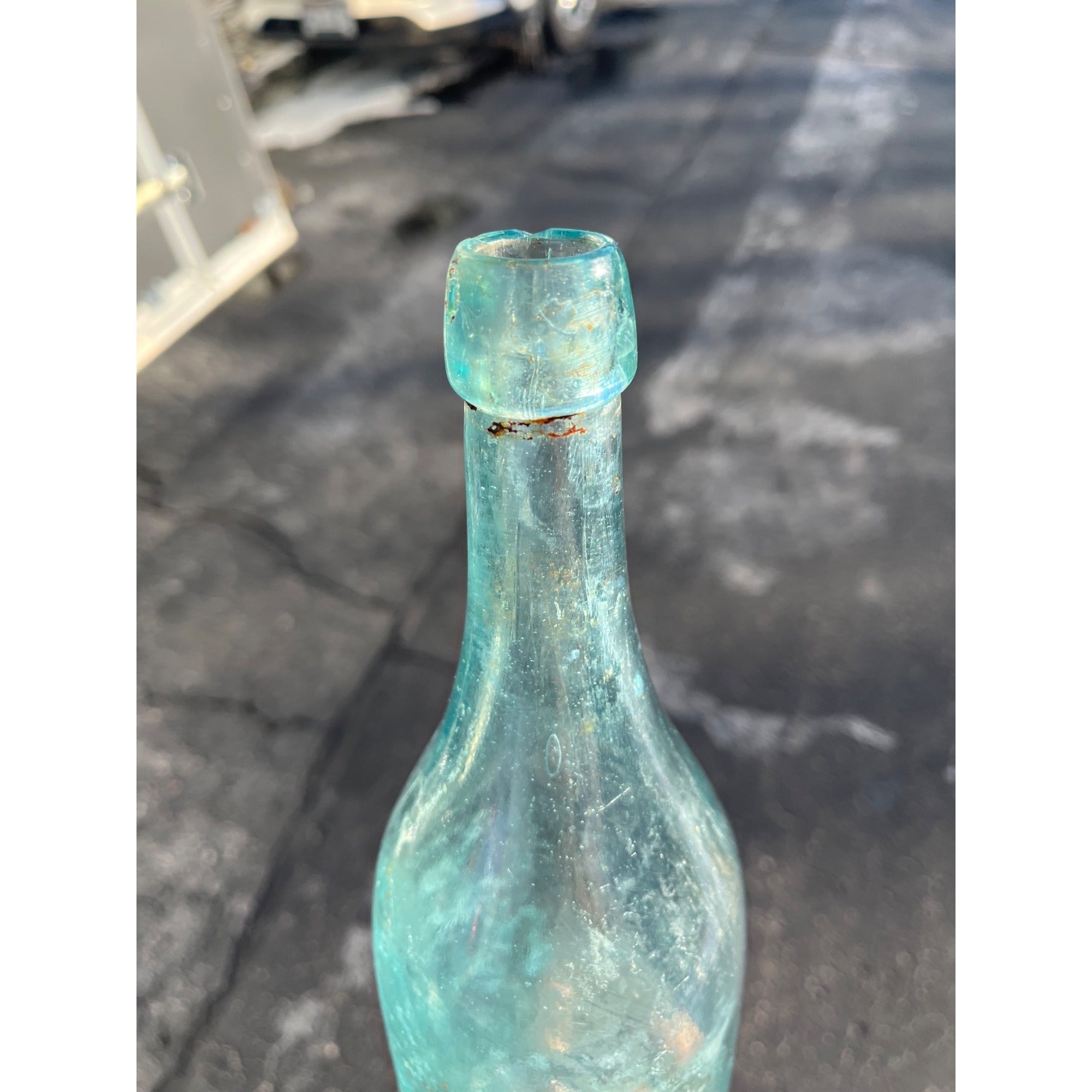 RARE Veit & Rathmann Eagle Brewery Grand Rapids Blob Beer Bottle Michigan MI