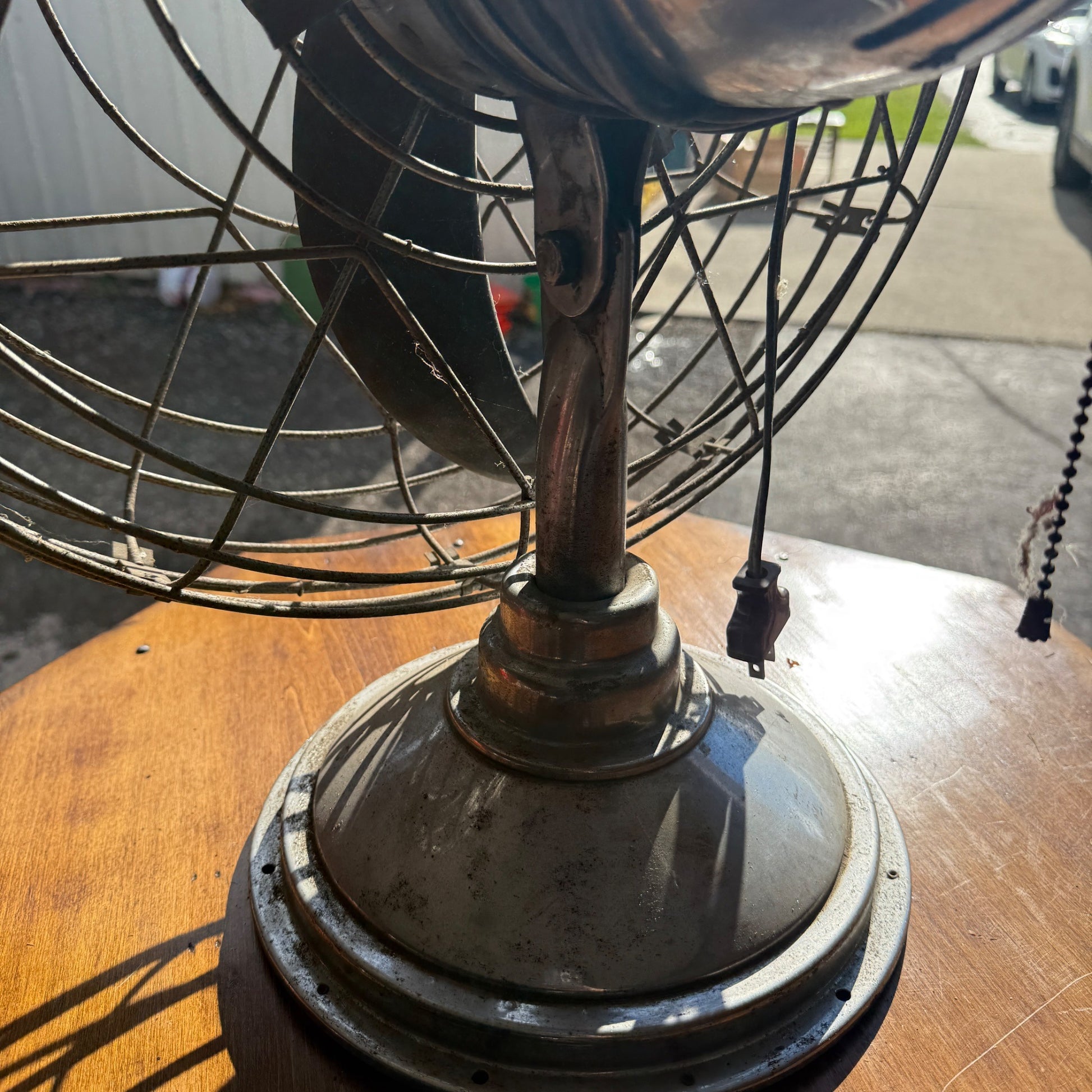 Vintage Large 20" Table Fan - Fresh'nd Air - Industrial Metal Art Deco - Works