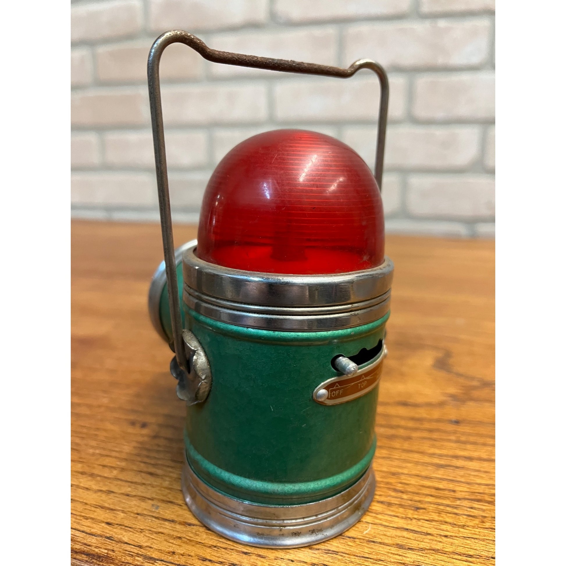 Vintage 1960s Handheld DIAMOND Flashlight Lantern Camping Small 4.5" Light