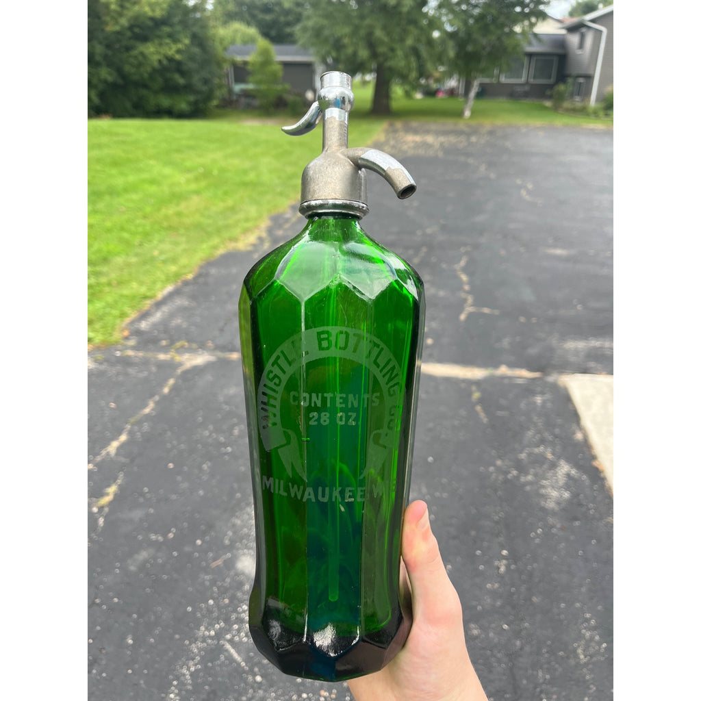 Vintage Emerald Green Glass Seltzer Bottle Whistle Bottling CO. Milwaukee, Wis. 28 Oz Size WI