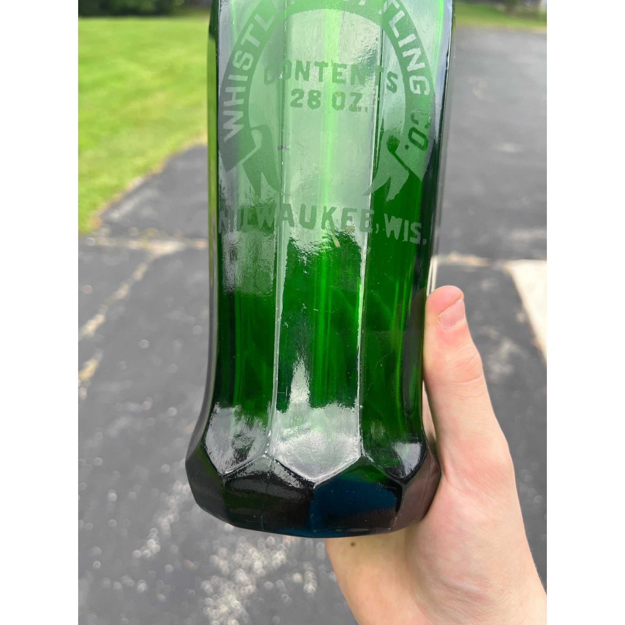 Vintage Emerald Green Glass Seltzer Bottle Whistle Bottling CO. Milwaukee, Wis. 28 Oz Size WI