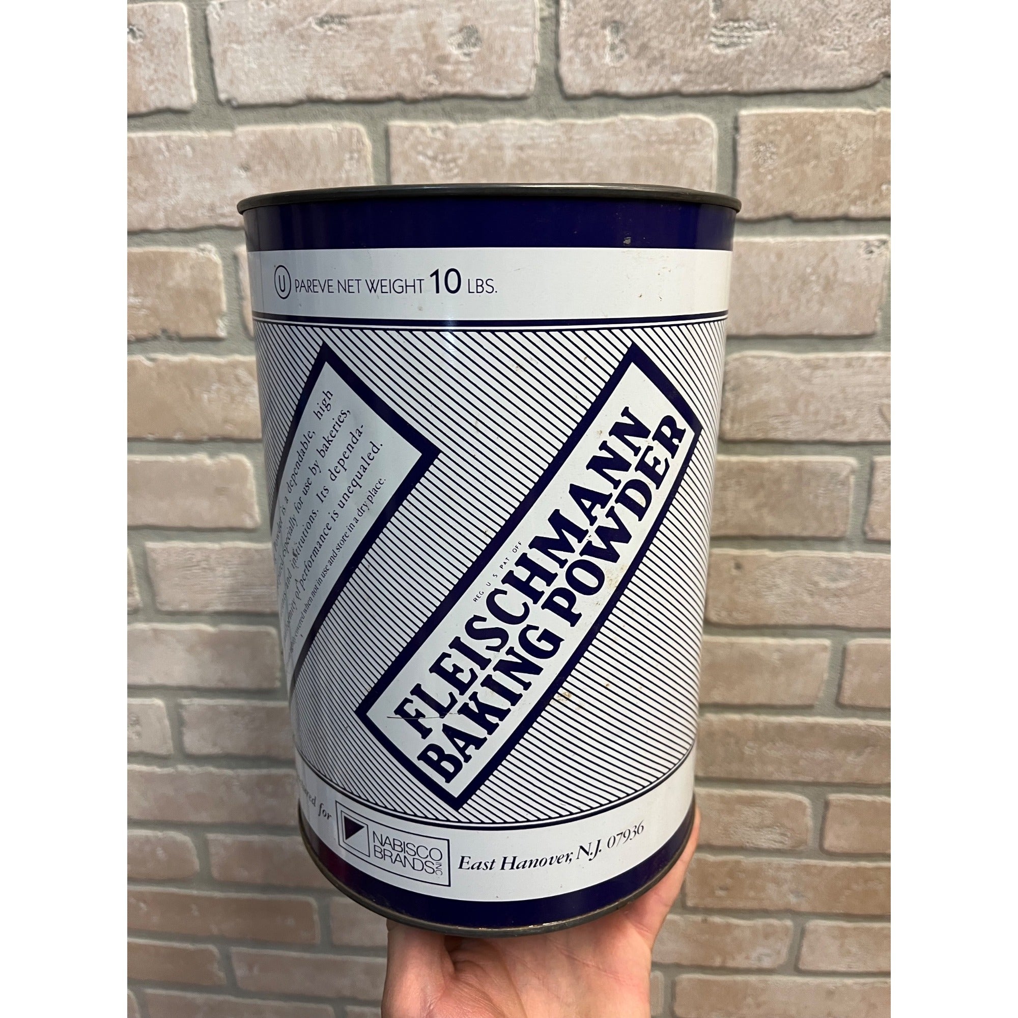 Vintage 1950’s 10 Lb Fleischmann Baking Powder Tin Kitchen Decor EMPTY Nabisco