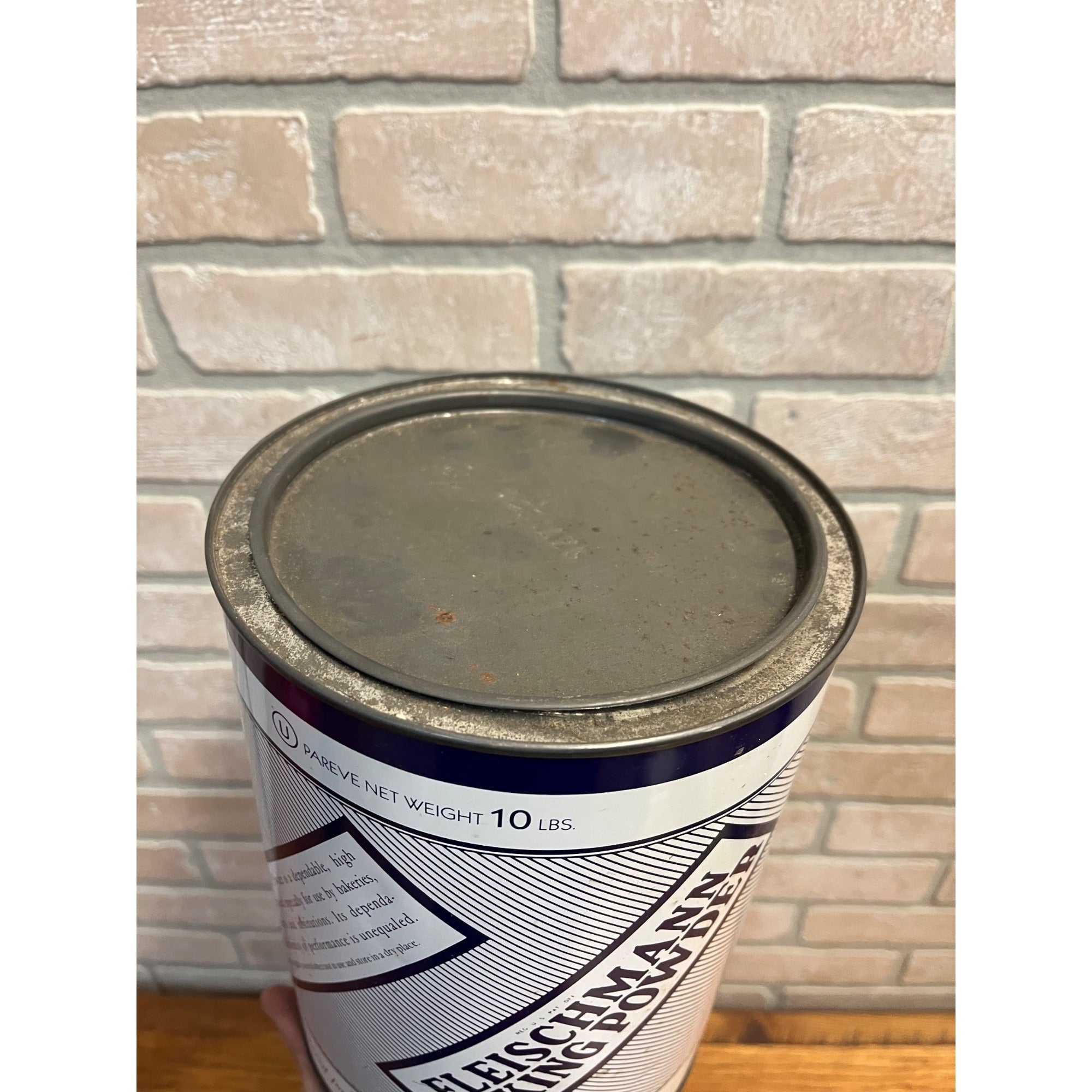 Vintage 1950’s 10 Lb Fleischmann Baking Powder Tin Kitchen Decor EMPTY Nabisco