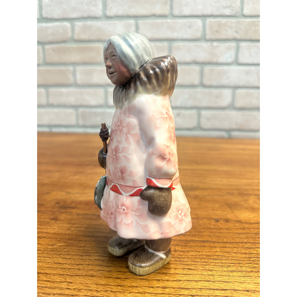 C Alan Johnson Rachel Alaska Inuit Eskimo Figurine Signed 1962 Pink Floral Parka