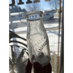 Vintage Cedarburg Dairy Co. Embossed Half Pint Milk Bottle Cedarburg, WI WIS