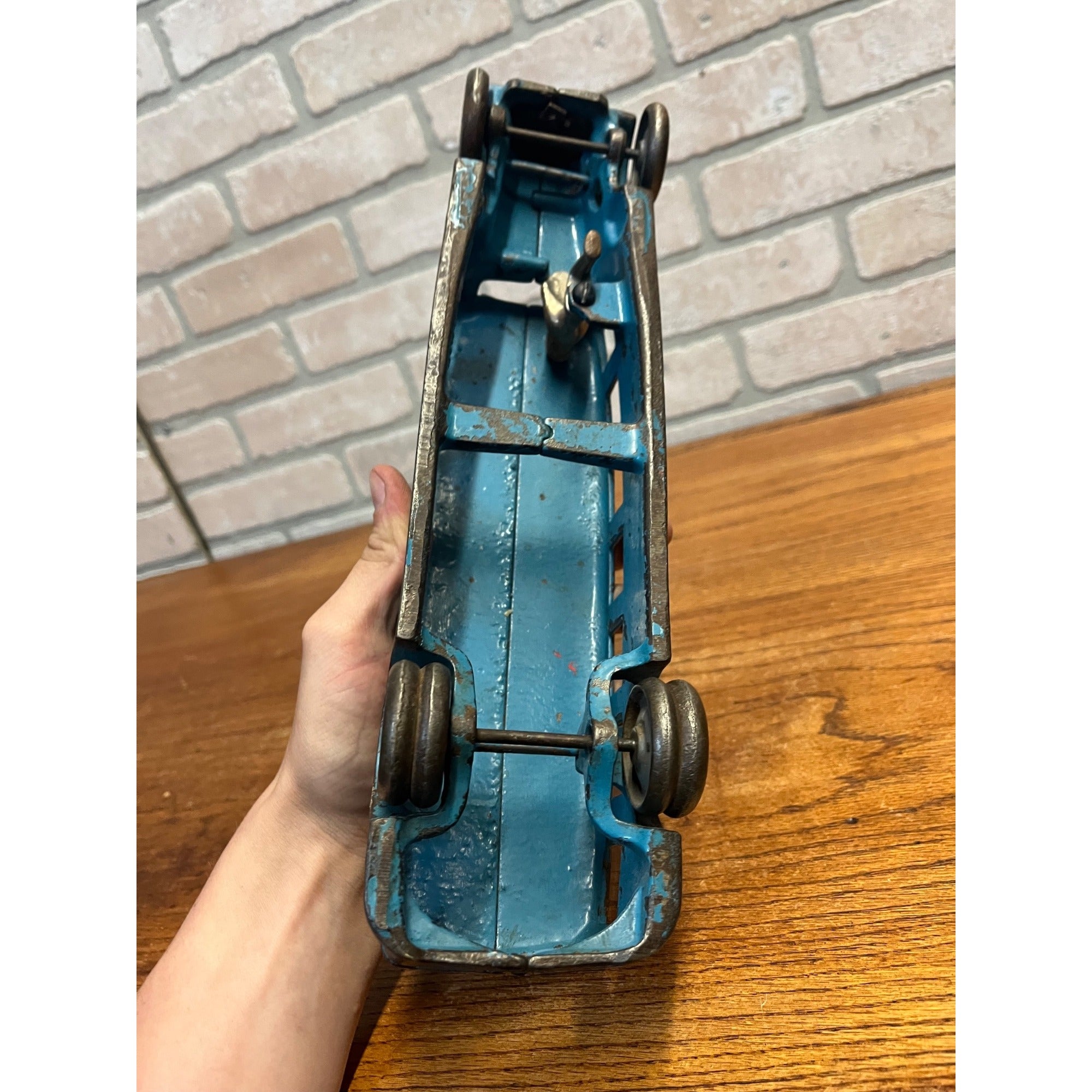 Antique 1920s Arcade Fageol Safety Coach Bus Blue Arcade Cast Iron 12.5" Driver