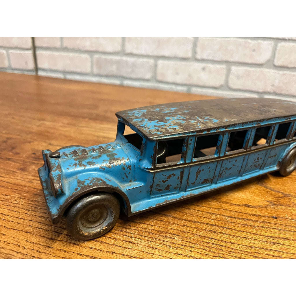 Antique 1920s Arcade Fageol Safety Coach Bus Blue Arcade Cast Iron 12.5" Driver