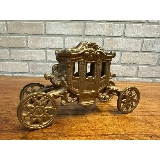 Vintage 1920's LATESSA Cast Iron Royal Coronation Horse Coach Carriage Toy