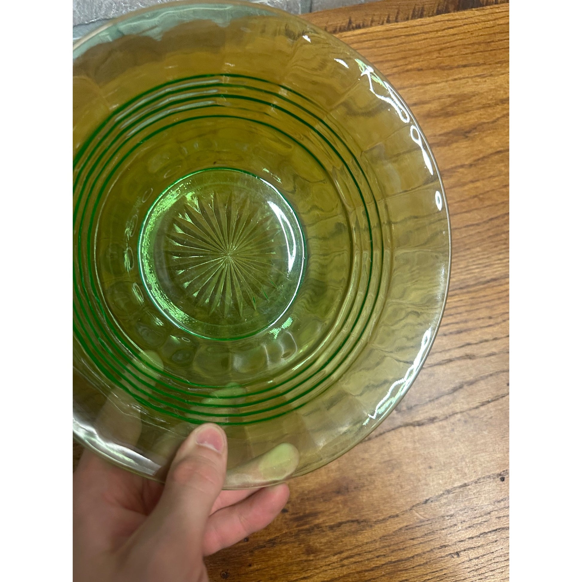 Vintage Anchor Hocking 9" Fruit Bowl Circle Green Uranium Vaseline