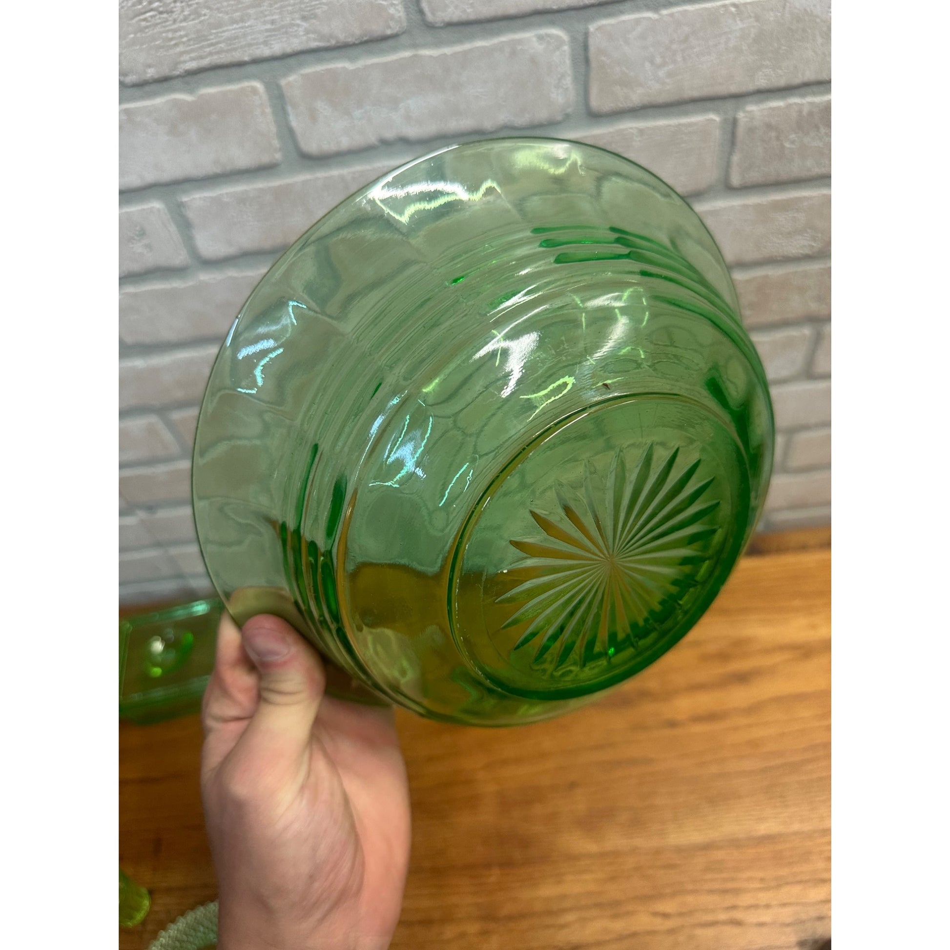 Vintage Anchor Hocking 9" Fruit Bowl Circle Green Uranium Vaseline