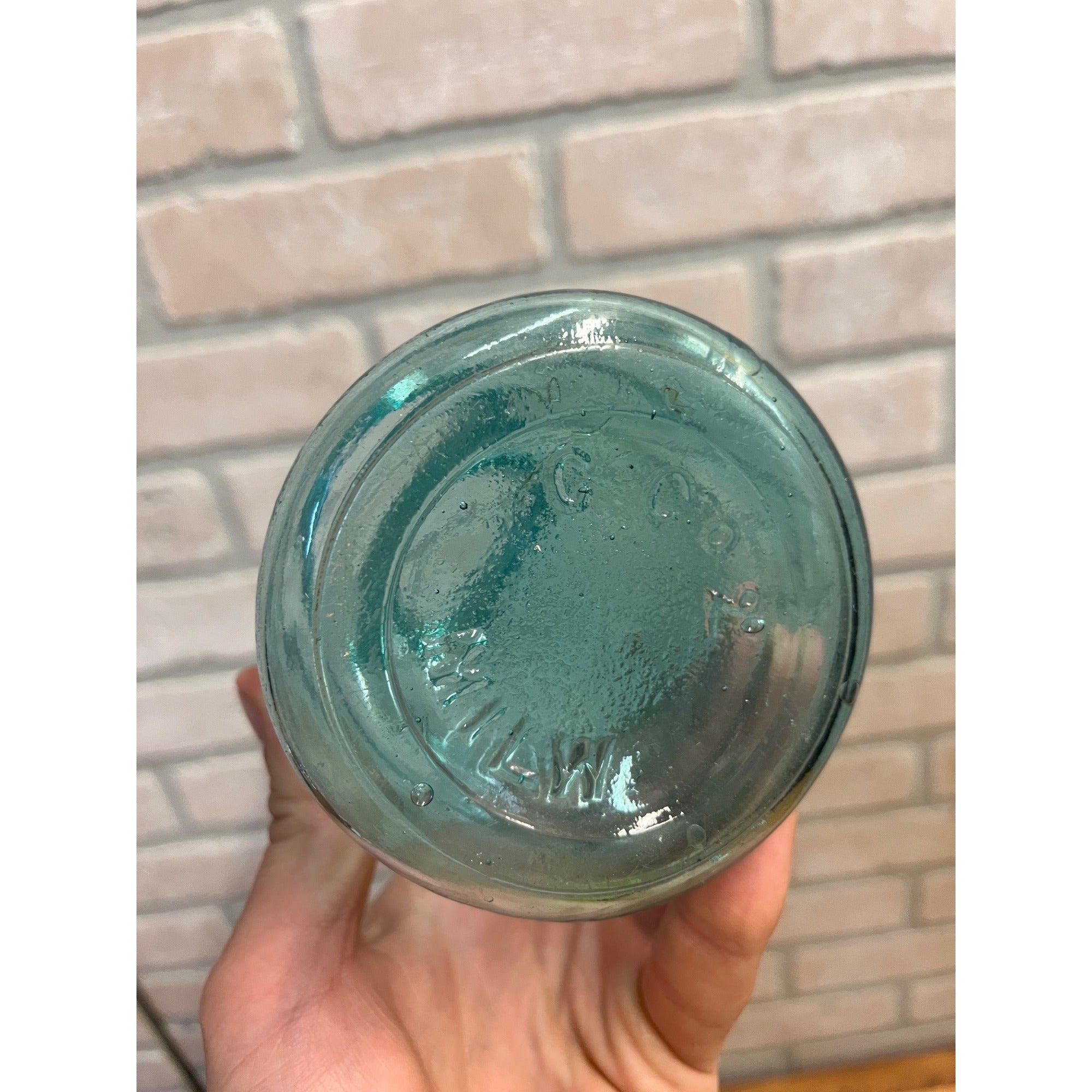 Antique c1880 Chase Valley Glass Co. C Co. 2 MILW Wax Seal Fruit Jar - 1 Quart