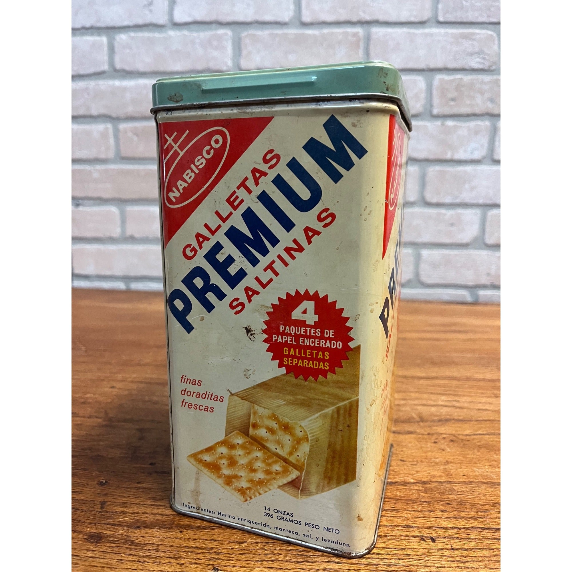 Vintage NABISCO Saltines Crackers Advertising Square Kitchen Tin Storage
