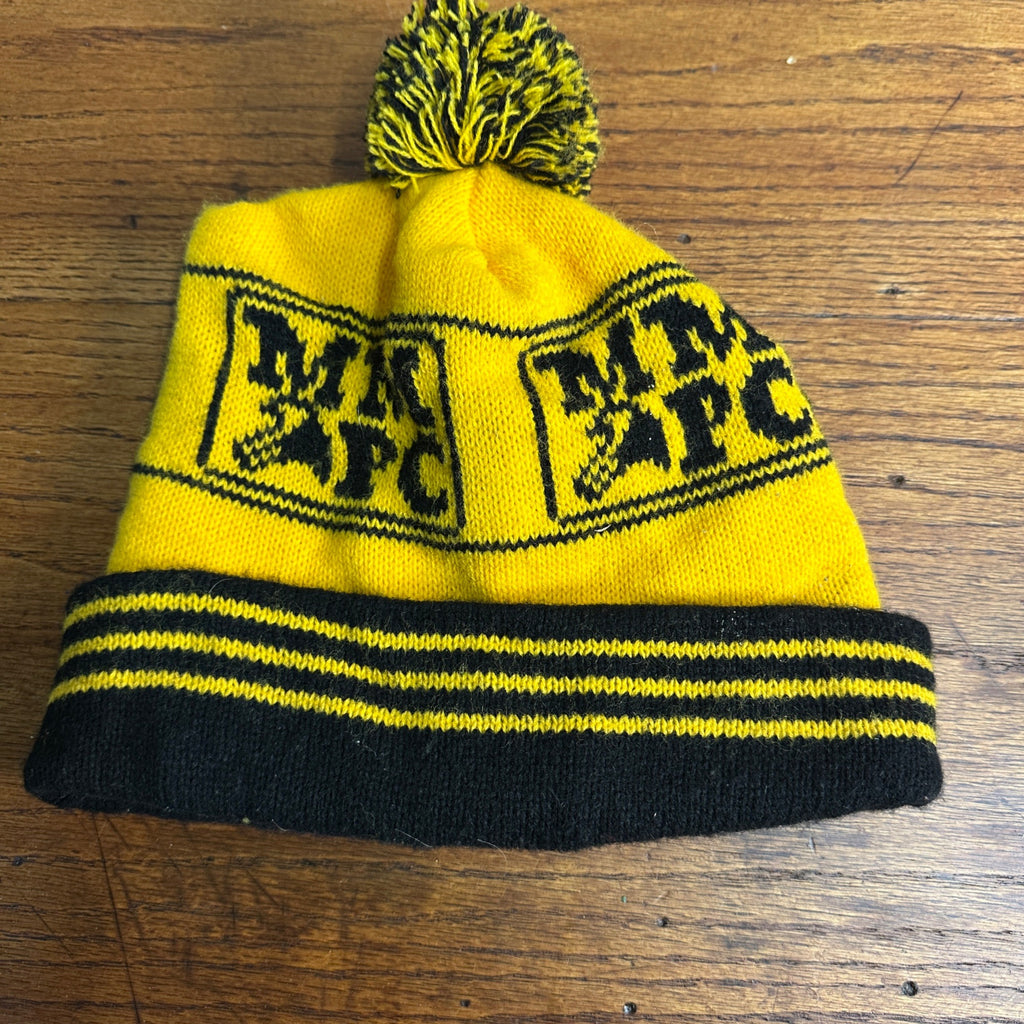 Vintage Milwaukee Milk Producers Winter Cap Hat Pom Pom Black Wisconsin Dairy Farming