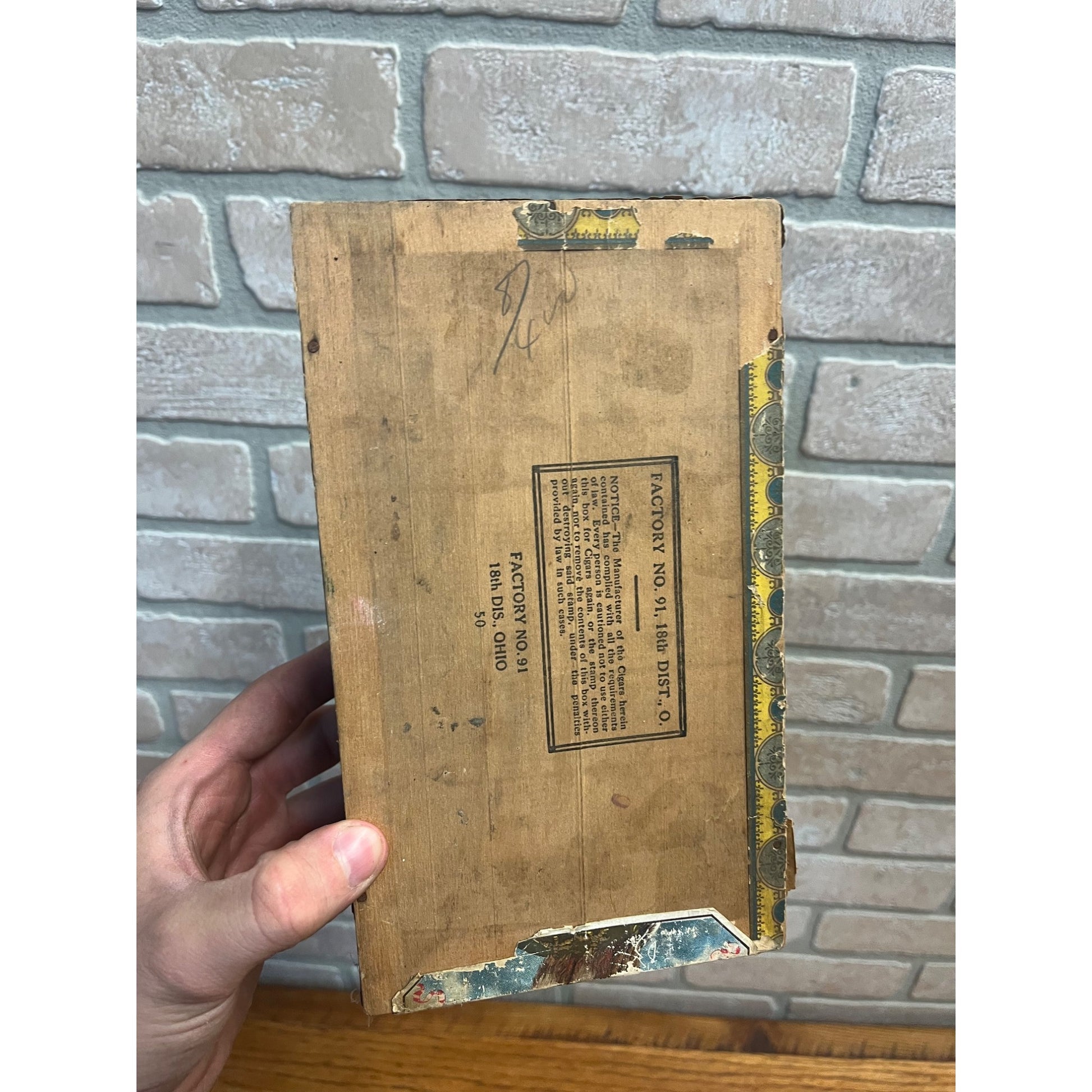 Vintage La Flor De Benefactor Cigar Wooden Box Advertising Eagle Patriotic Ohio