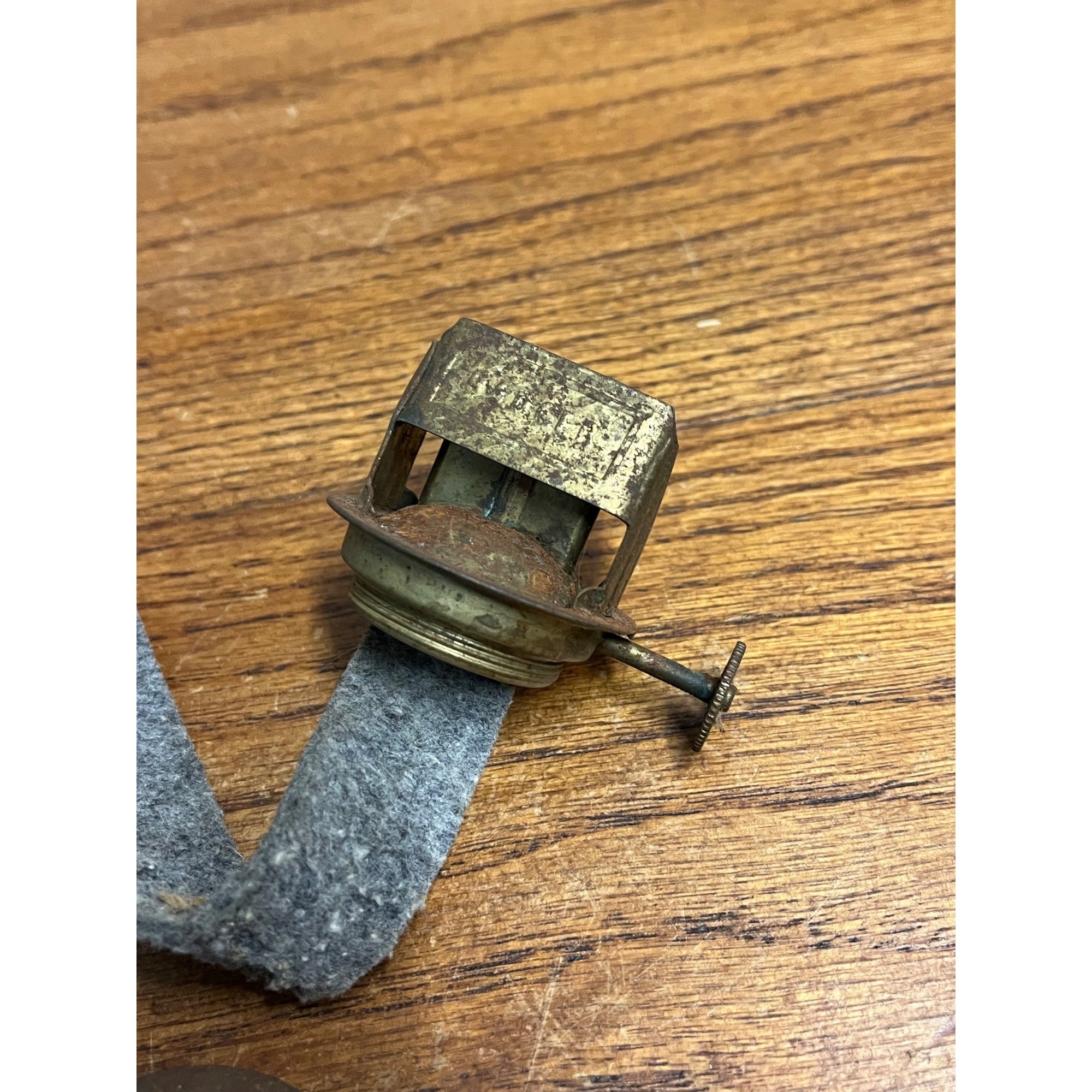 Badger Oil Kerosene Lamp Lantern Burner Lot 4 P&A Mfg  #2 Size - 1 3/16" Thread