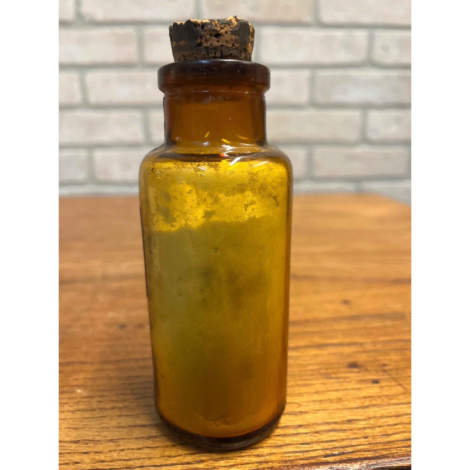 Antique 1900s Merck Apothecary Pharmacy Medicine Amber Glass Bottle w/ Label