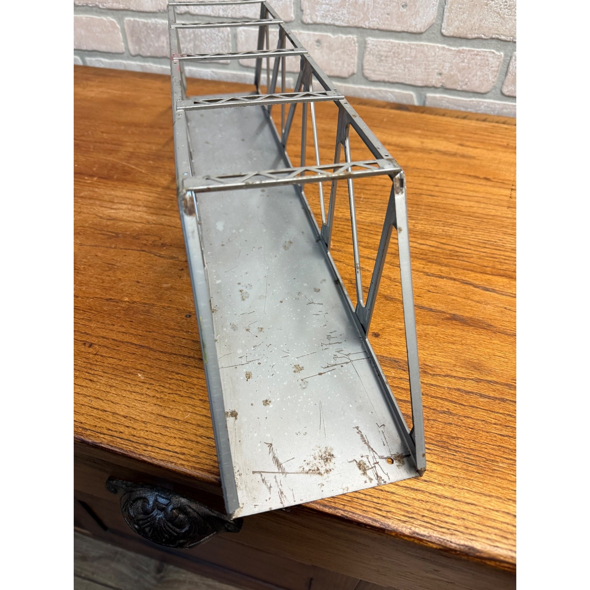Vintage Lionel No. 316 Metal 24” Gray Trestle Bridge for O scale/gauge Trains