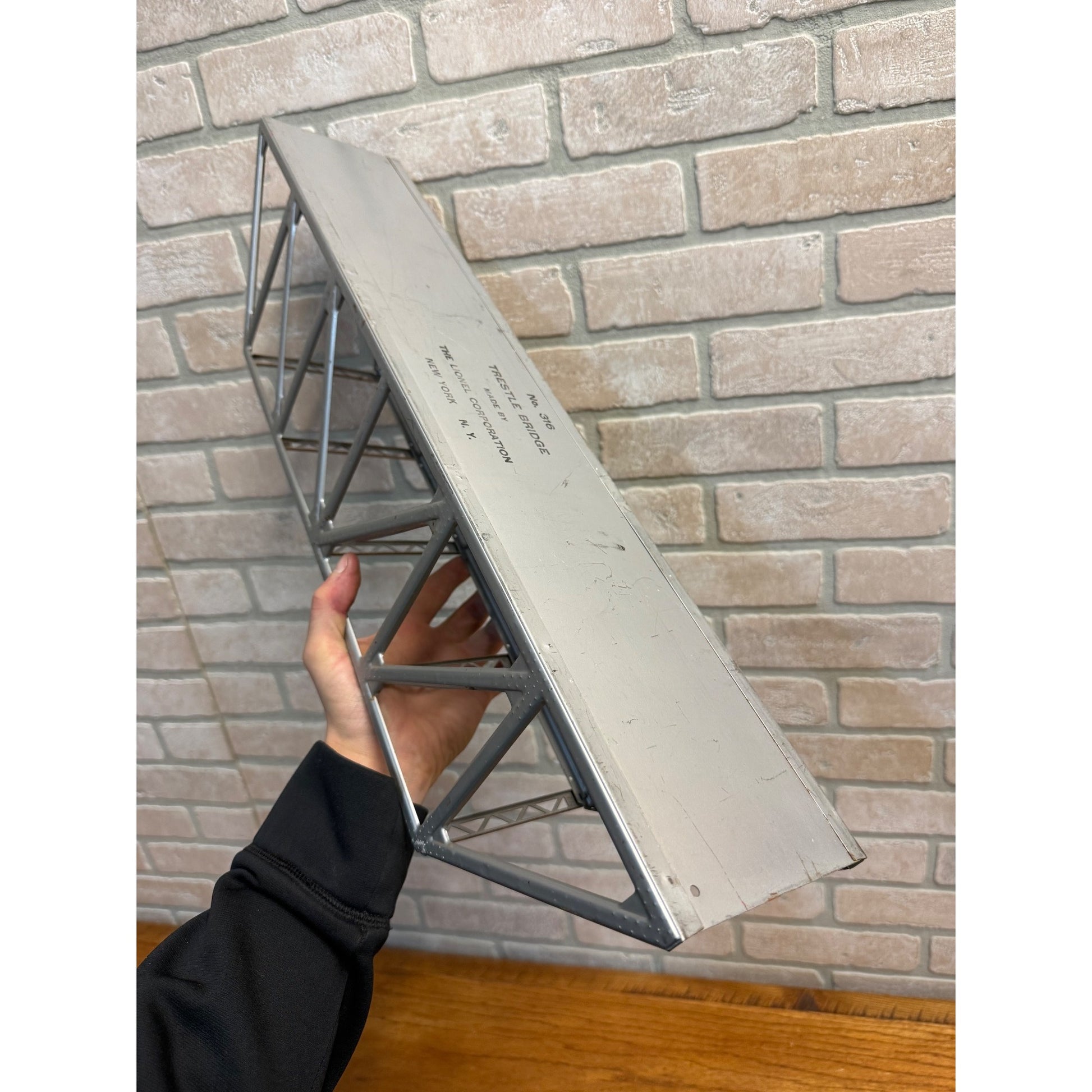 Vintage Lionel No. 316 Metal 24” Gray Trestle Bridge for O scale/gauge Trains