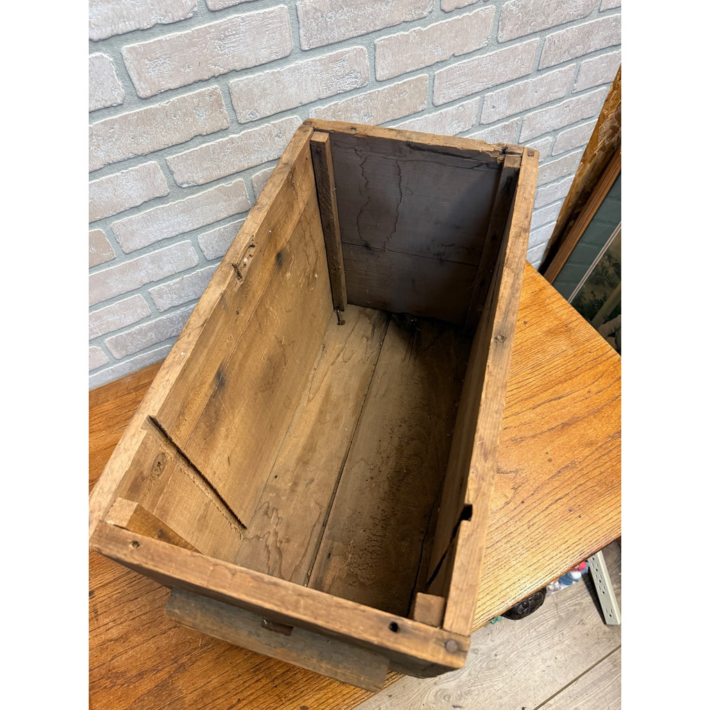 Vintage Rustic Burroughs Adding and Listing Adding Machine Co. Dovetailed Wooden Crate Detroit, Michigan