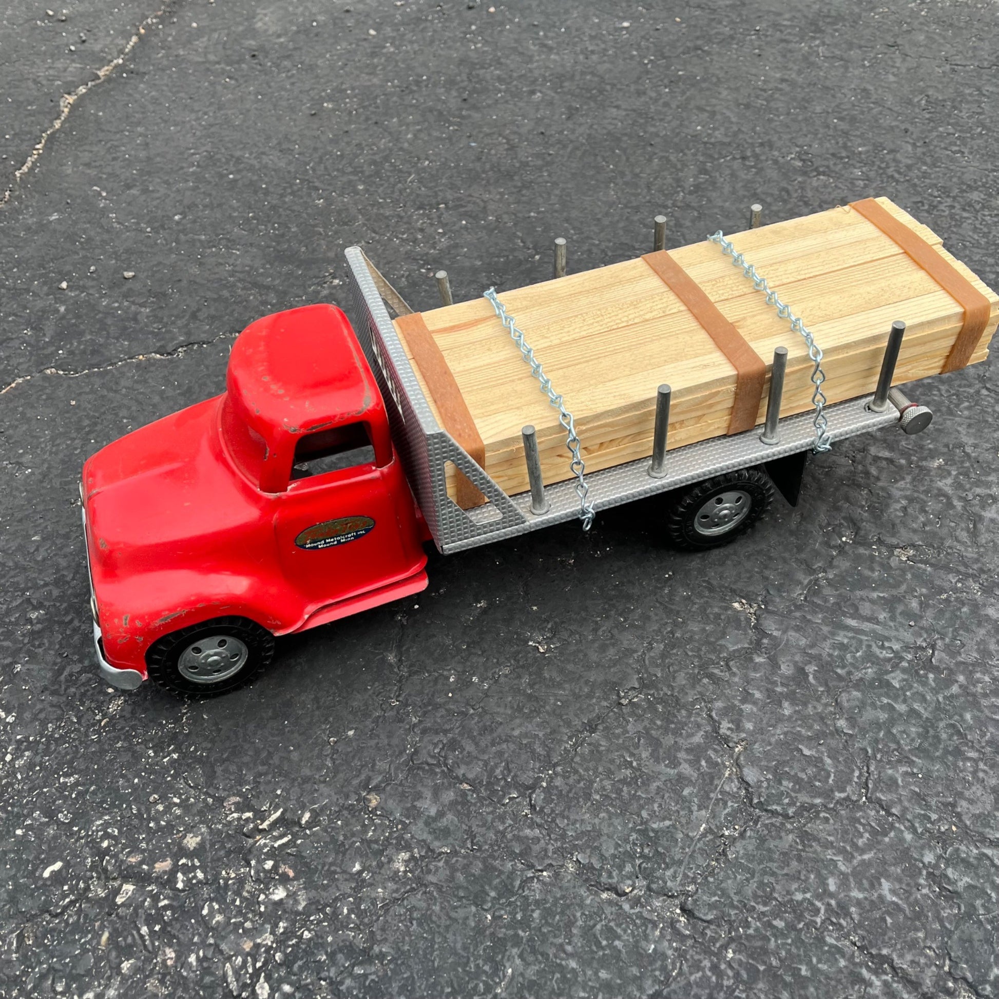 Vintage 1955 Tonka Lumber Truck Flatbed Hauler Pressed Steel Toy
