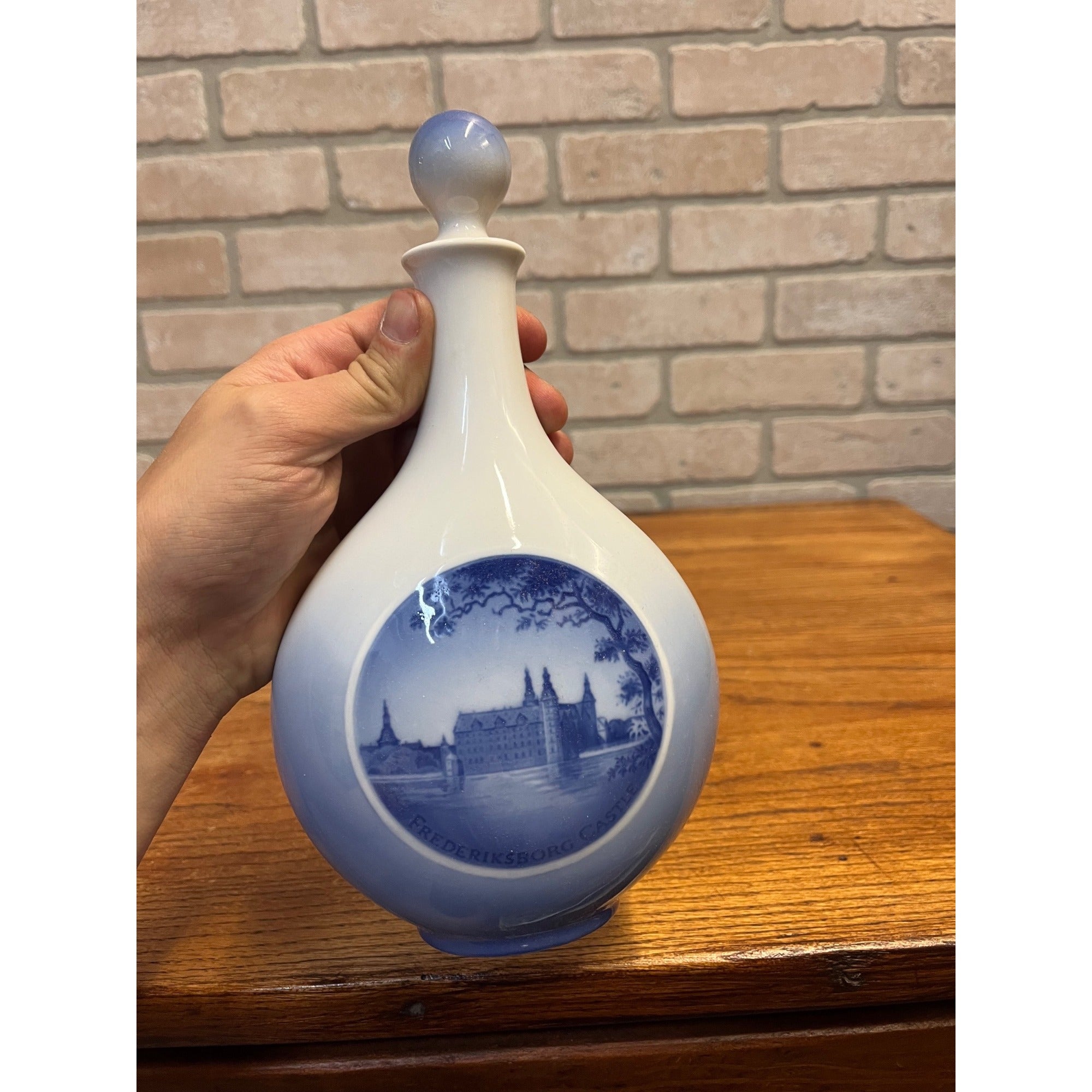 Vintage Royal Copenhagen Frederiksborg Castle Decanter wCork Top #4426 ~ Denmark