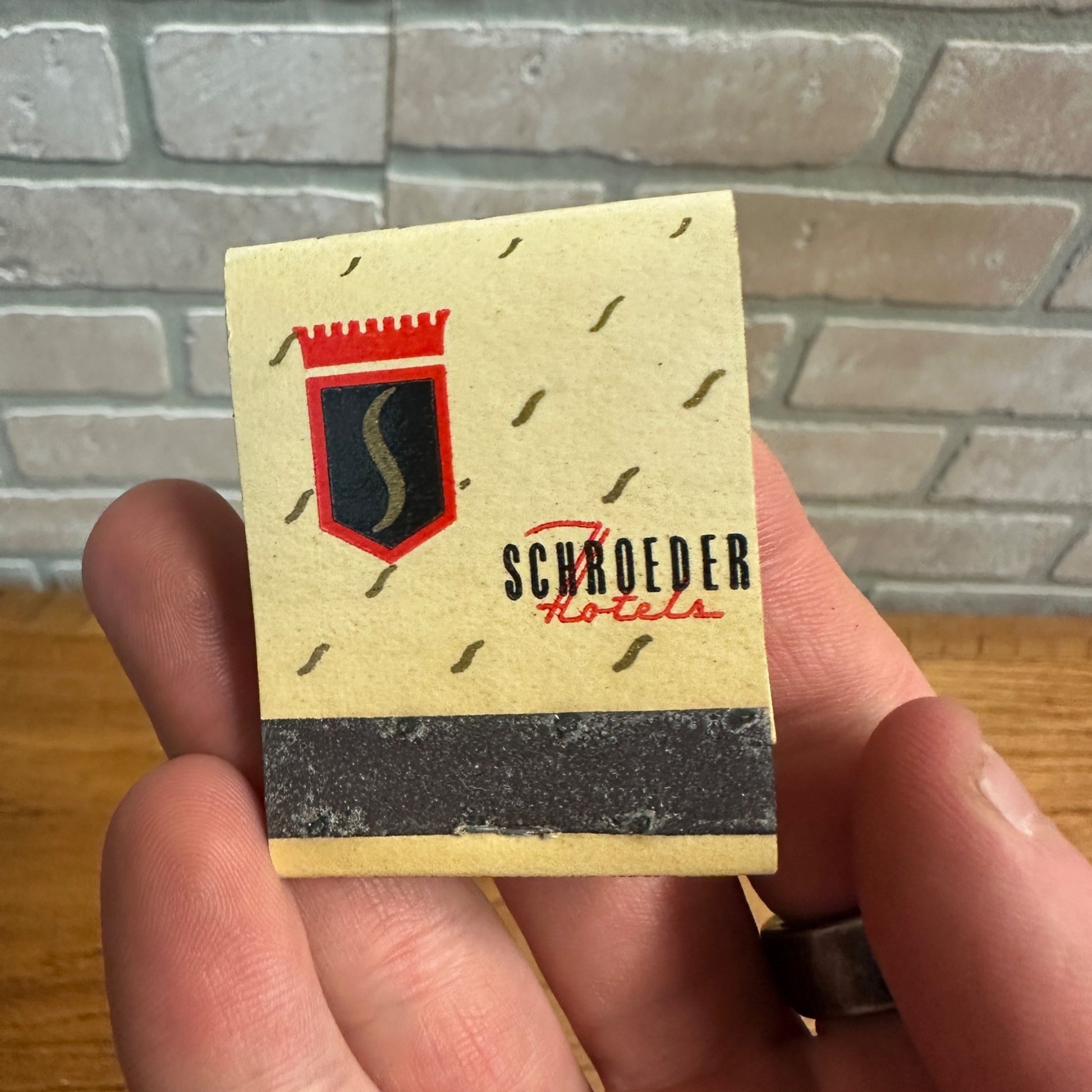 Vintage Matchbook Cover - BLACK BEAR LOUNGE - Milwaukee Madison WI Wisconsin