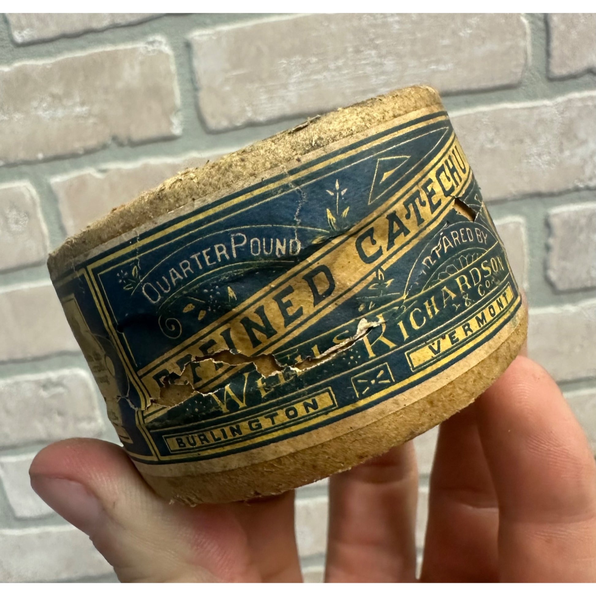 Antique 1800s Wells Richardson Refined Catechu 1/4 Lb Dye Container Paper Label