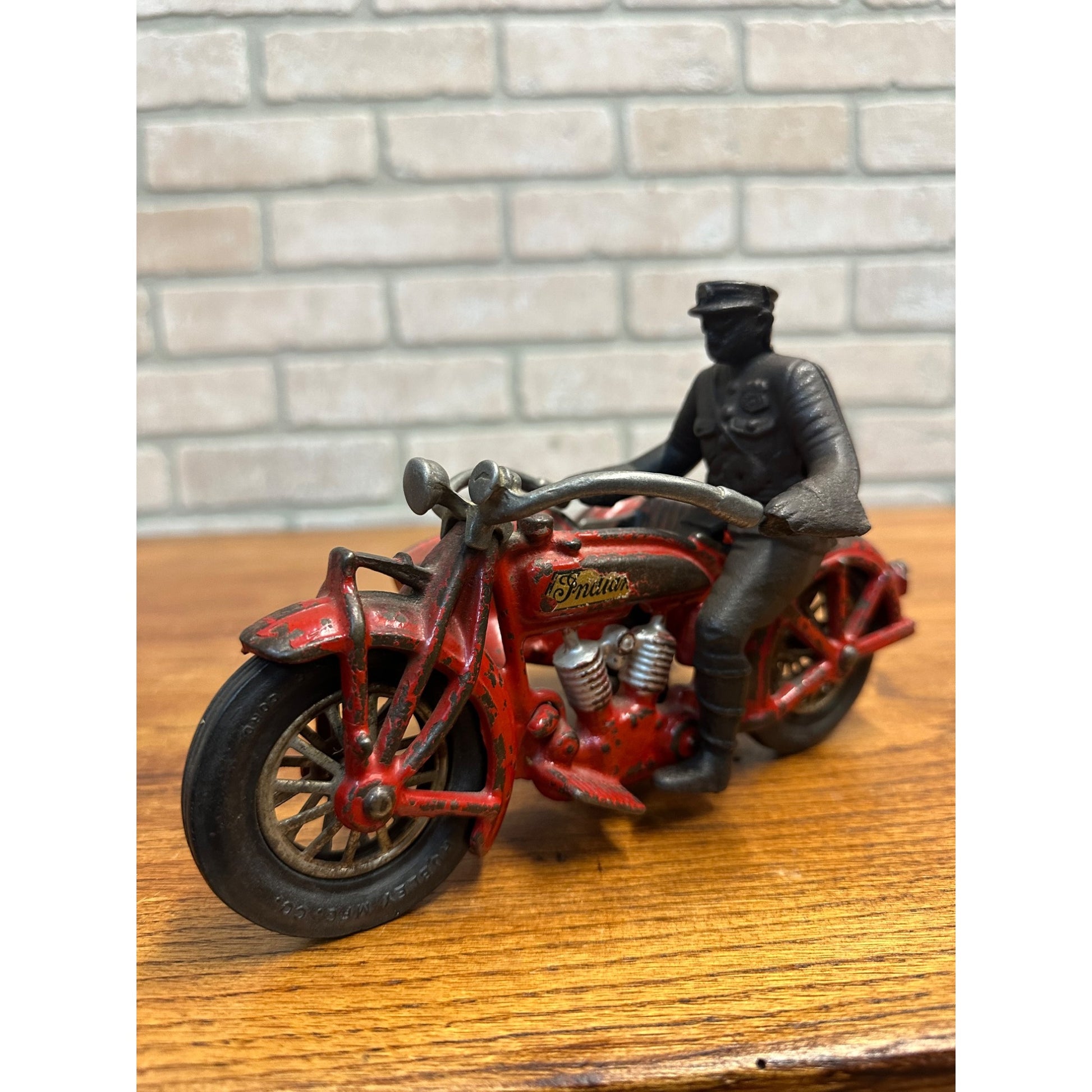 Vintage 1930s Hubley Cast Iron Indian Police Motorcycle w/ Sidecar & Driver