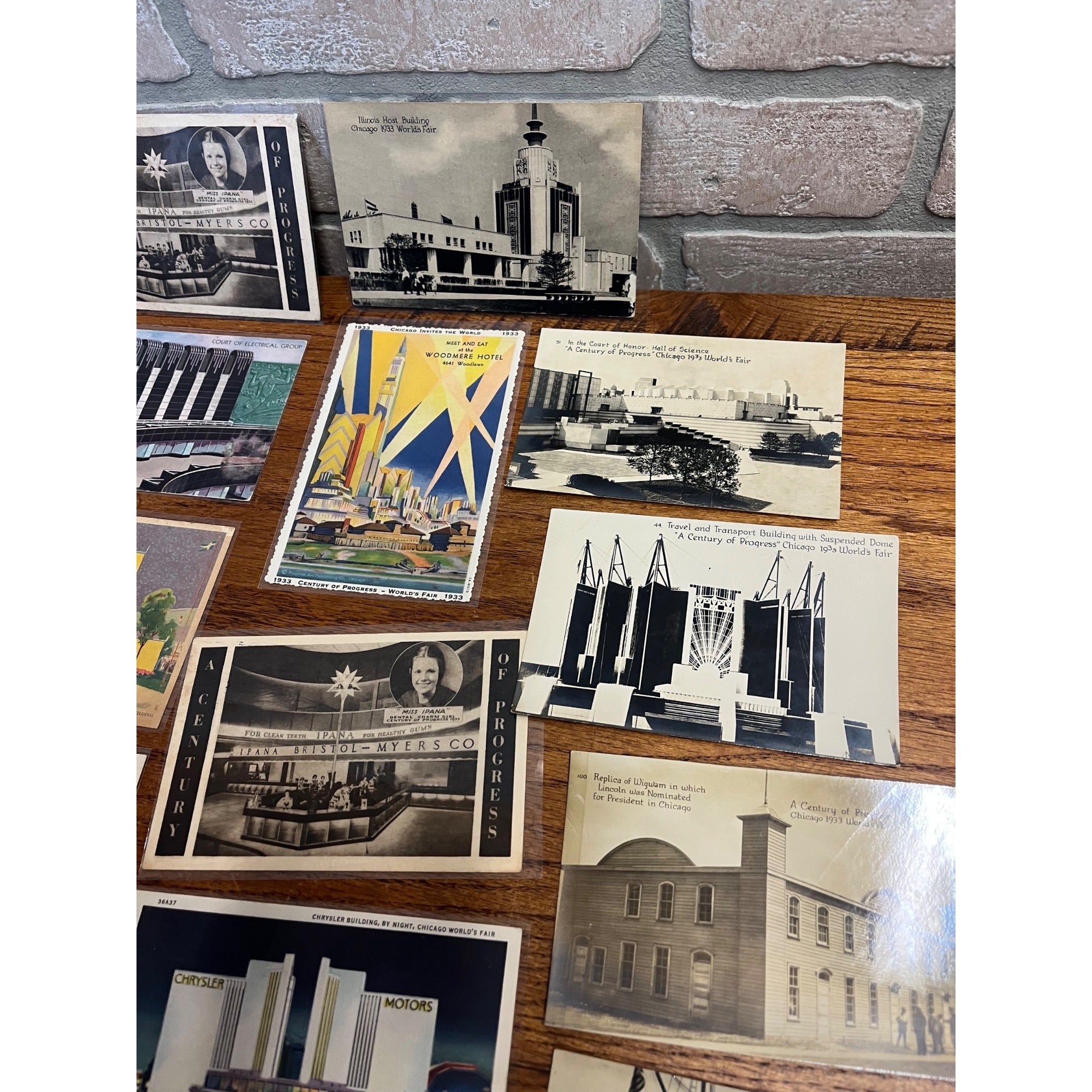 Huge Lot Chicago 1933 Century of Progress Worlds Fair Memorabilia Souvenirs Tickets Postcards