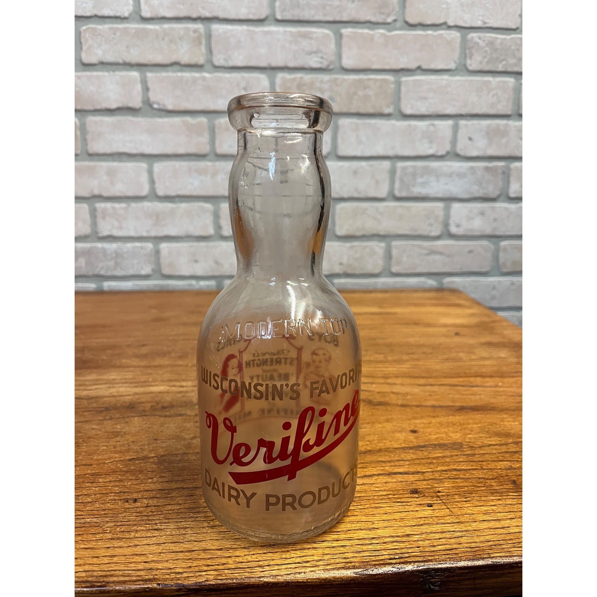 Vintage Verifine "Wisconsin's Favorite" Rounded Milk Bottle "Strength and Beauty" Slogan Sheboygan, Wisconsin One Quart