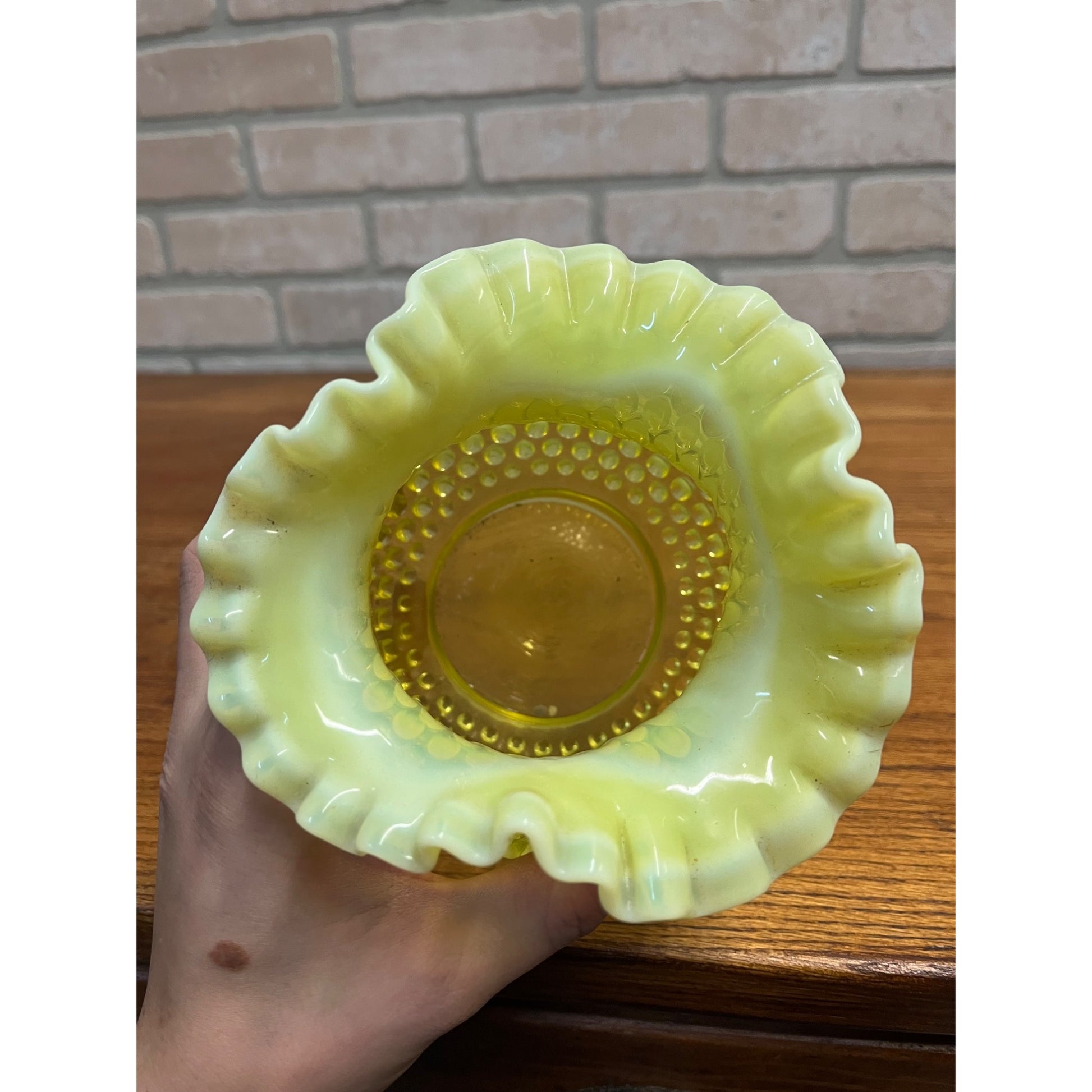 Vintage Fenton Topaz Opalescent Hobnail Ruffle Uranium Rose Bowl Vase