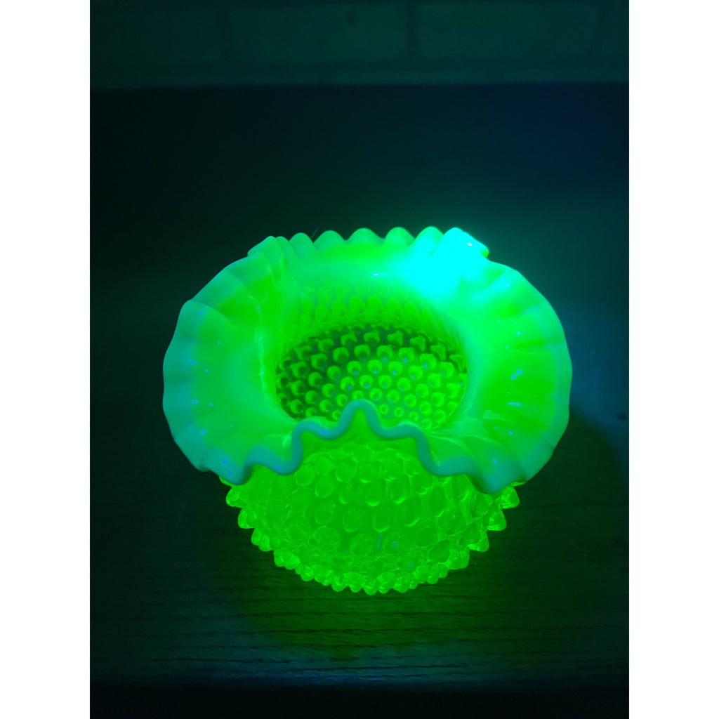 Vintage Fenton Topaz Opalescent Hobnail Ruffle Uranium Rose Bowl Vase