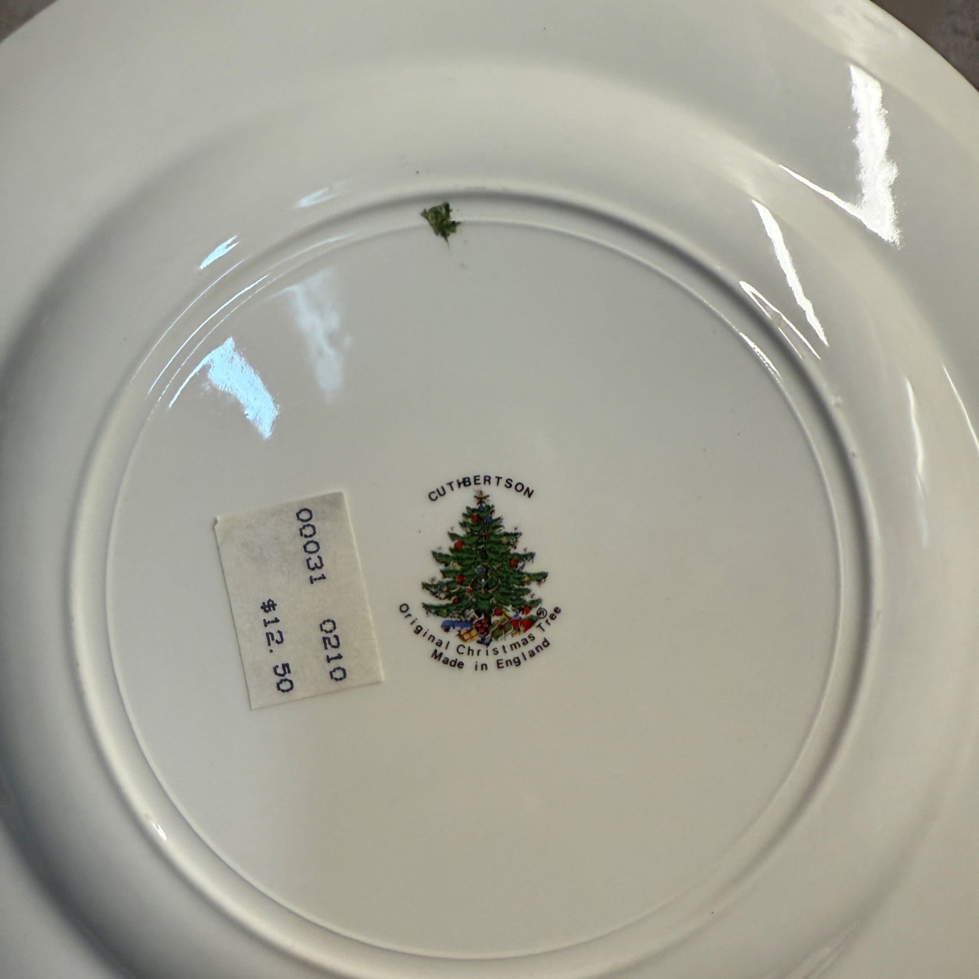 Vintage Cuthbertson Original Christmas Tree England Set of (2) Dinner Plates 10
