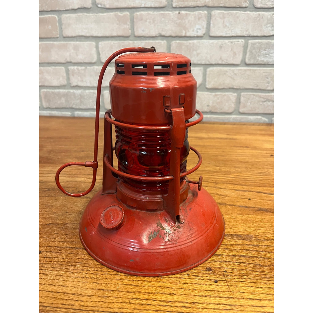 Vintage Dietz No 40. Red Glass Traffic  Gard Railroad Lantern