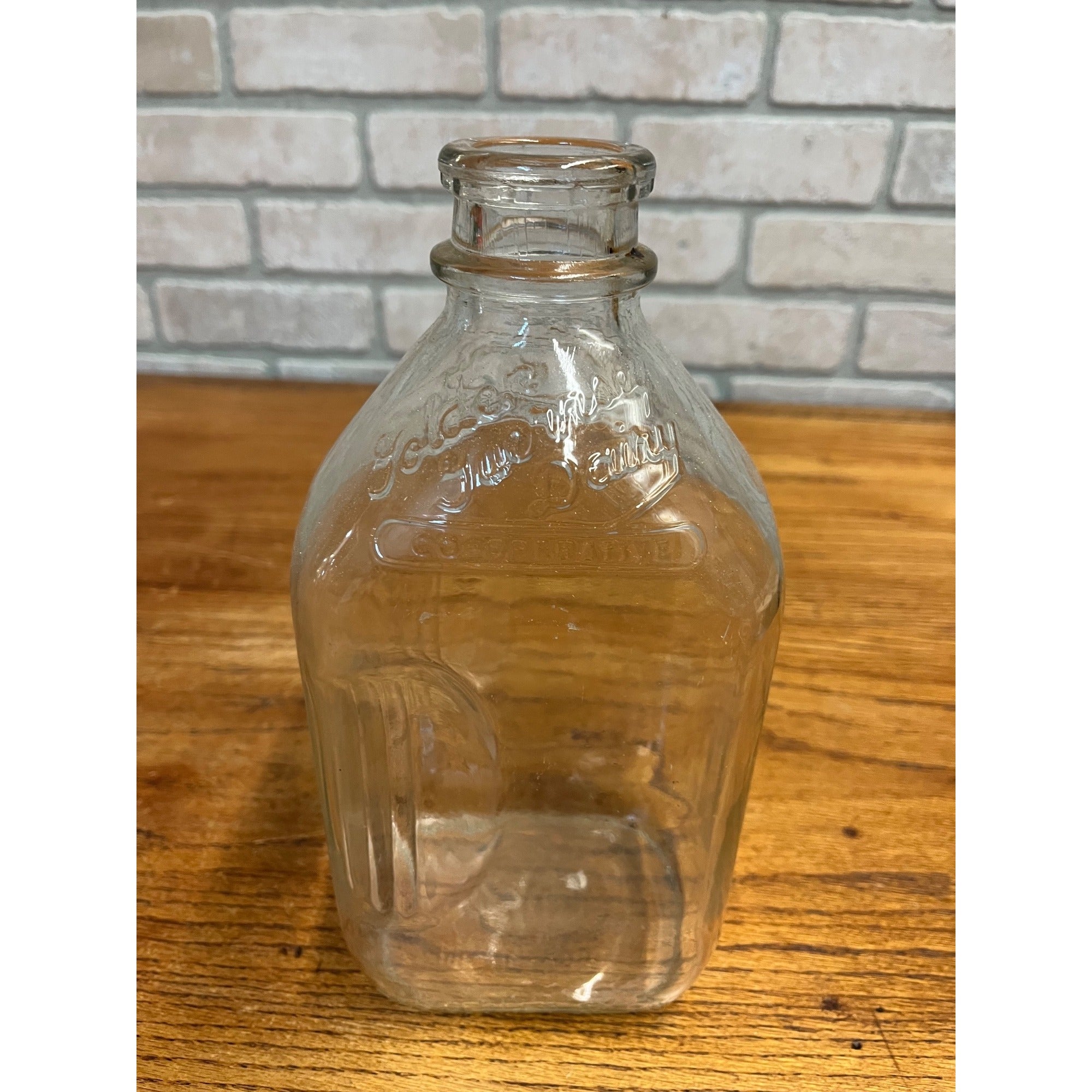 Vintage Half Gallon Milk Bottle Golden Guernsey Dairy Milwaukee Wisconsin