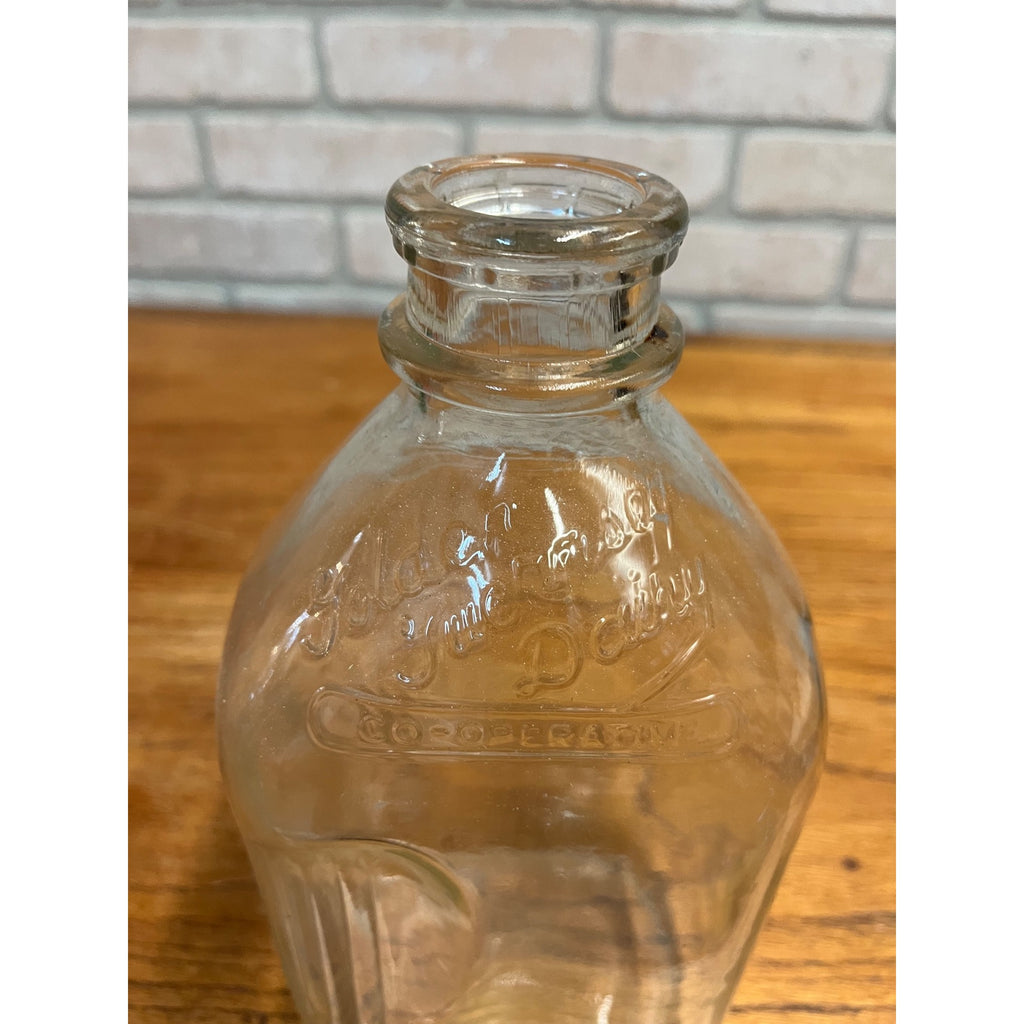 Vintage Half Gallon Milk Bottle Golden Guernsey Dairy Milwaukee Wisconsin