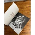 OSCAR ROBERTSON 1974 MILWAUKEE BUCKS COMMEMORATIVE BOOKLET GAME